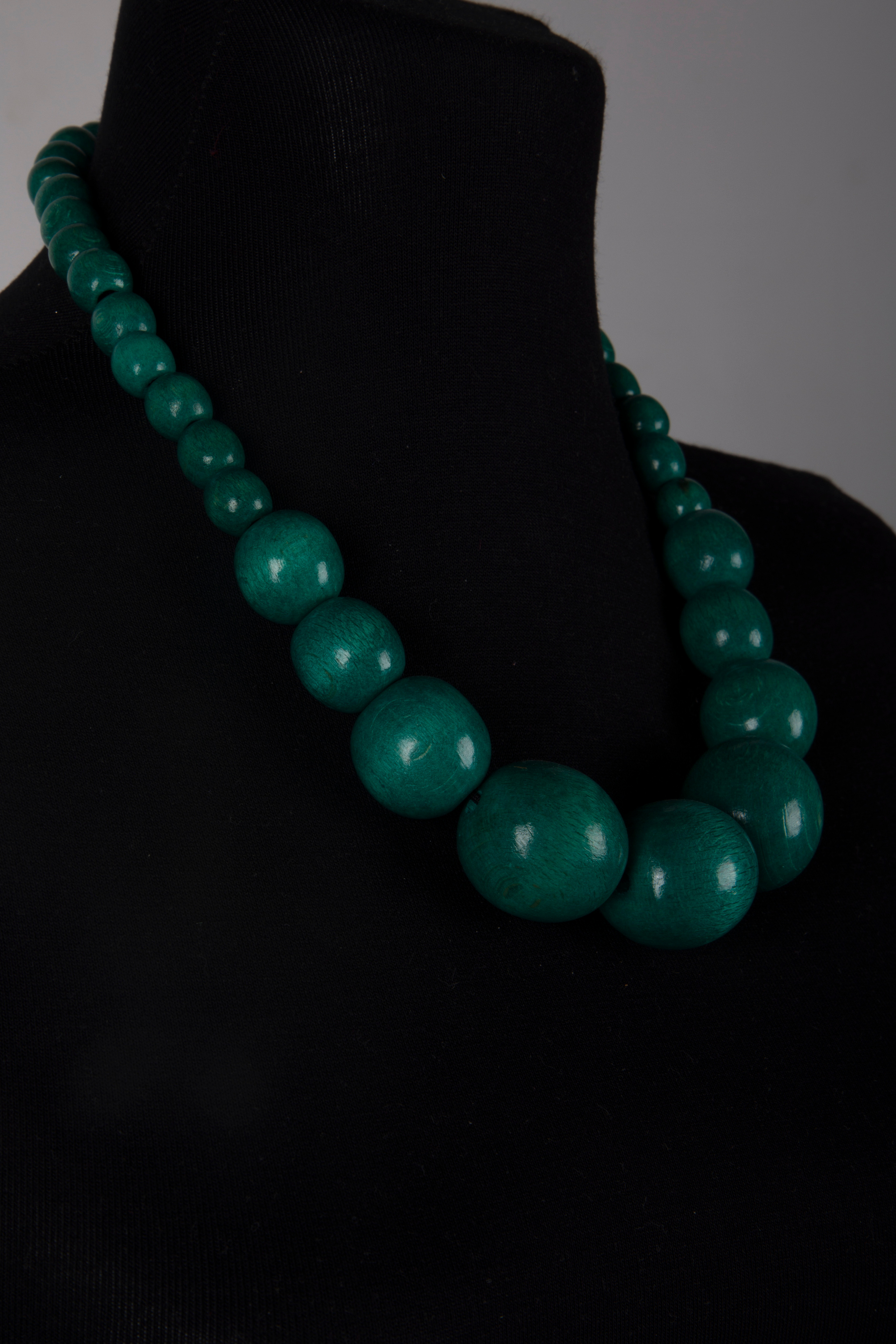 Карнавальные костюмы, вечерние и свадебные платья аренда посуточно, прокат в Жуковском. Одежда для фотосессий, аксессуары. Фотограф для маркетплейсов, фотоуслуги в Жуковском Татьяна Марсуверских