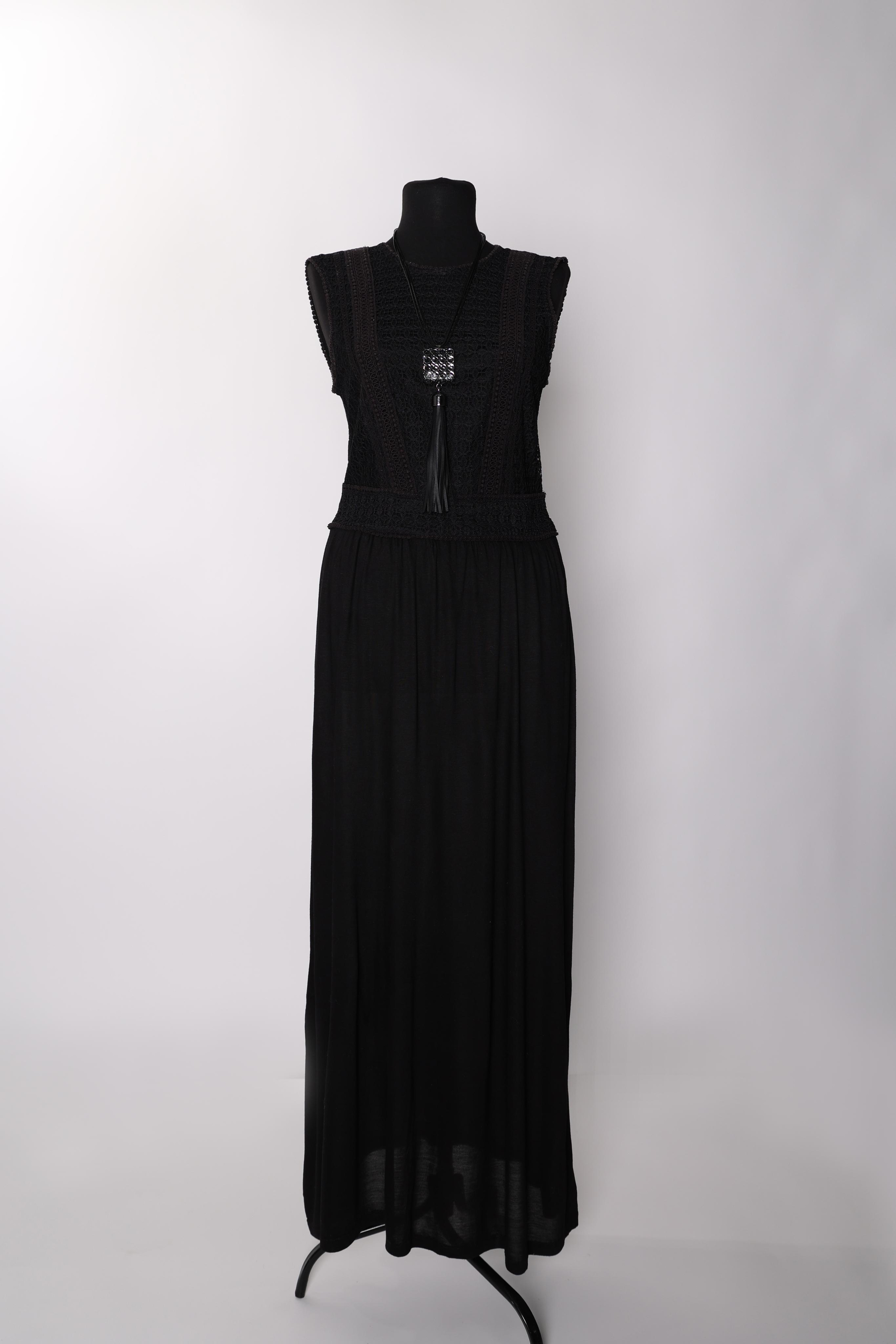 Карнавальные костюмы, вечерние и свадебные платья аренда посуточно, прокат в Жуковском. Фотограф для маркетплейсов, фотоуслуги в Жуковском Татьяна Марсуверских