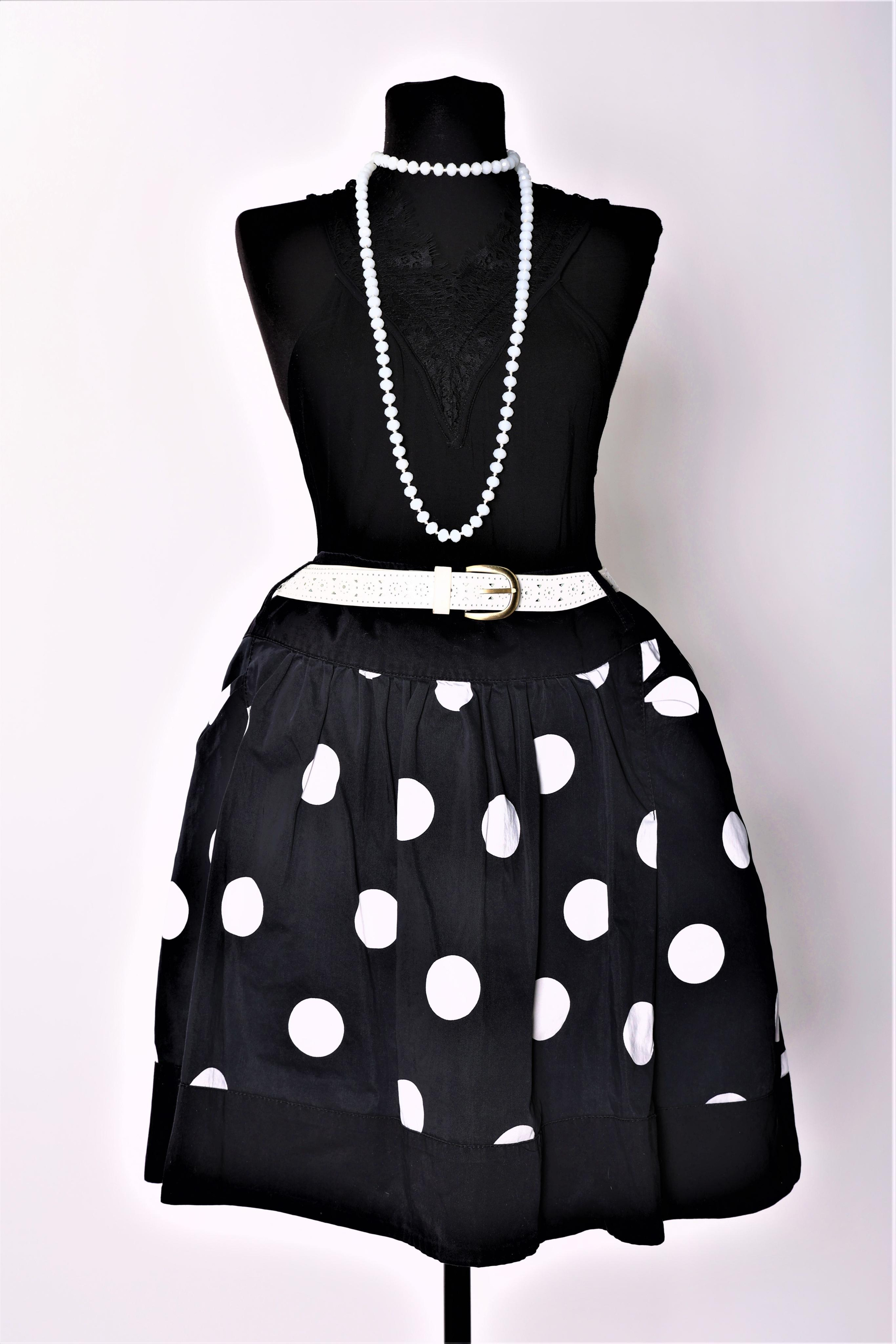 Карнавальные костюмы, вечерние и свадебные платья аренда посуточно, прокат в Жуковском. Фотограф для маркетплейсов, фотоуслуги в Жуковском Татьяна Марсуверских