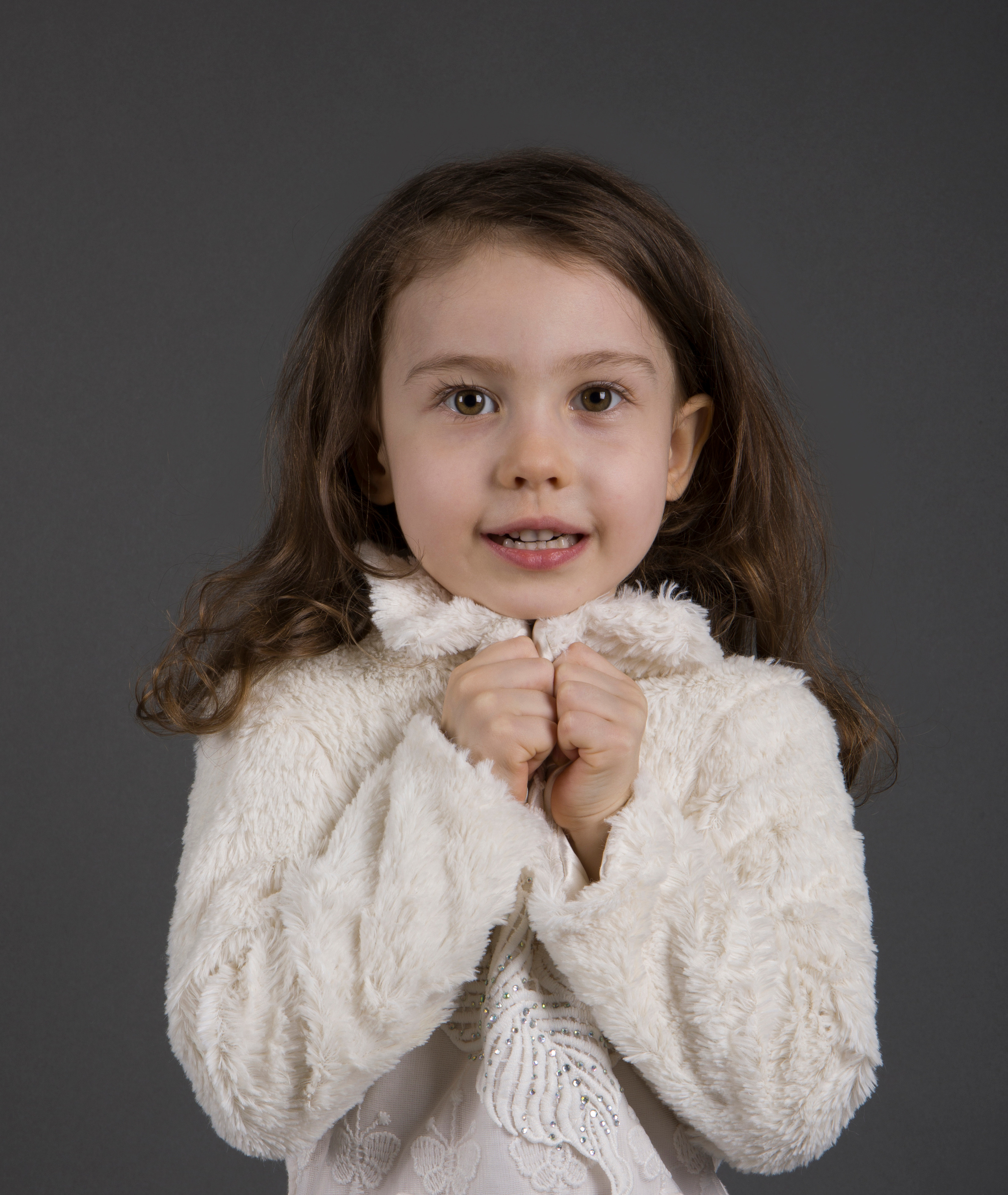 Карнавальные костюмы, вечерние и свадебные платья аренда посуточно, прокат в Жуковском. Одежда для фотосессий, аксессуары. Фотограф для маркетплейсов, фотоуслуги в Жуковском Татьяна Марсуверских