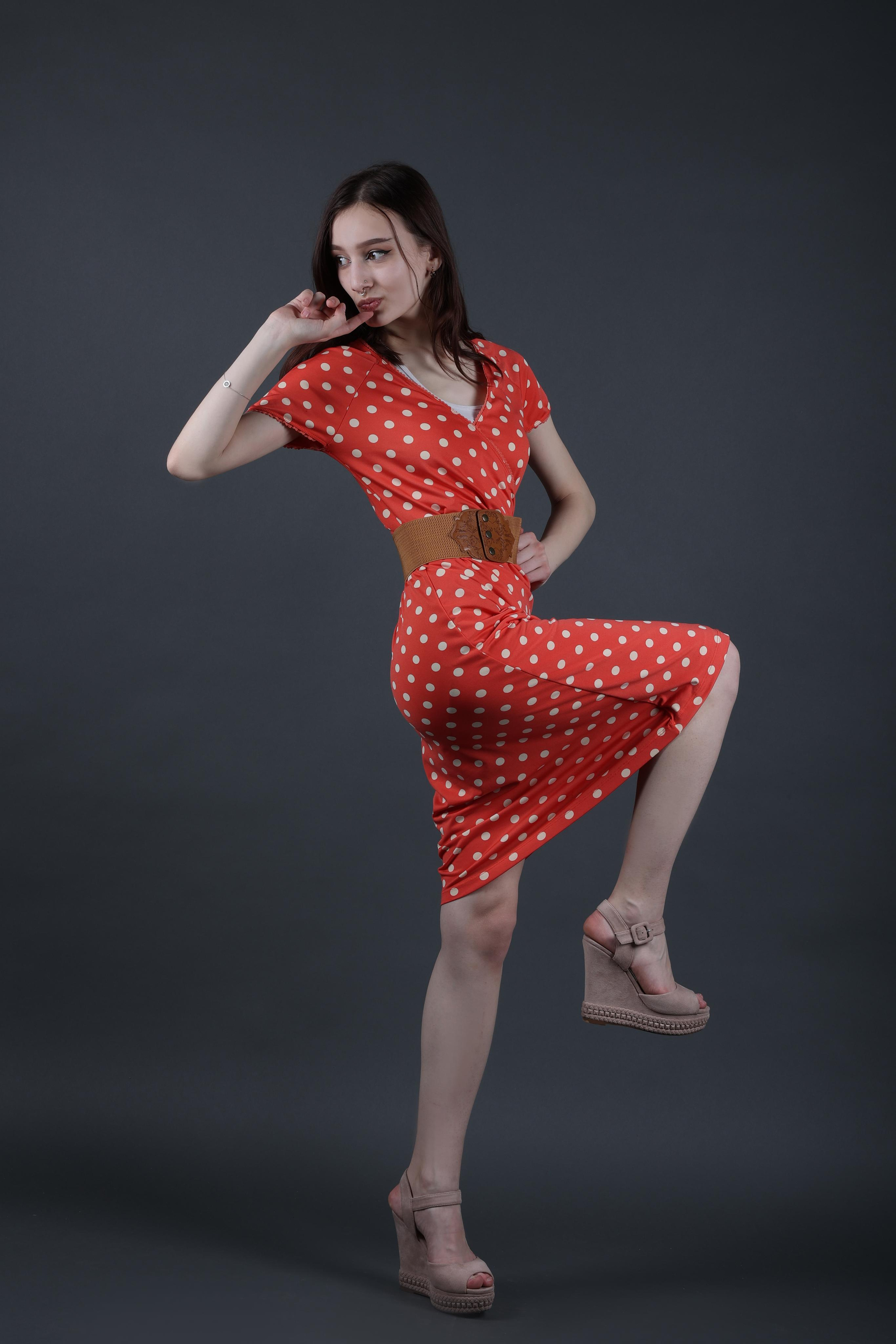 Модели для съёмок товаров на маркетплейсах. Фотограф Татьяна Марсуверских Жуковский. Фотограф для маркетплейсов, фотоуслуги в Жуковском Татьяна Марсуверских