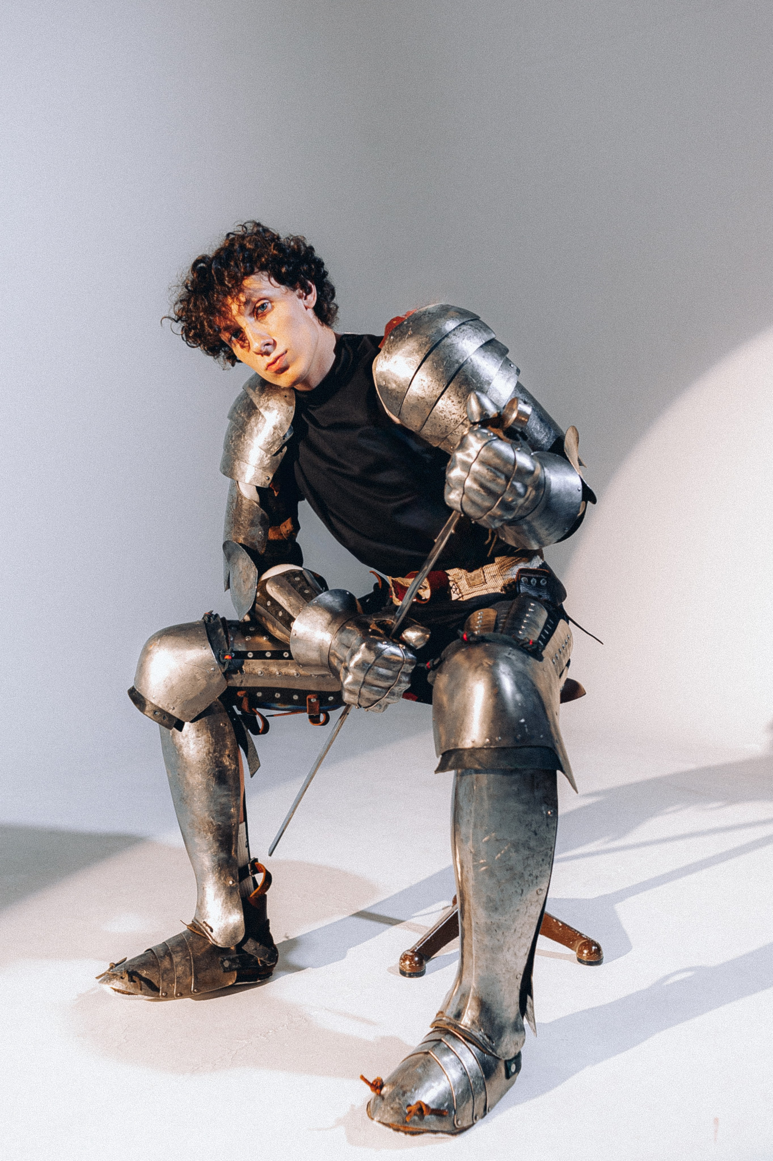 Никита съемка в доспехах