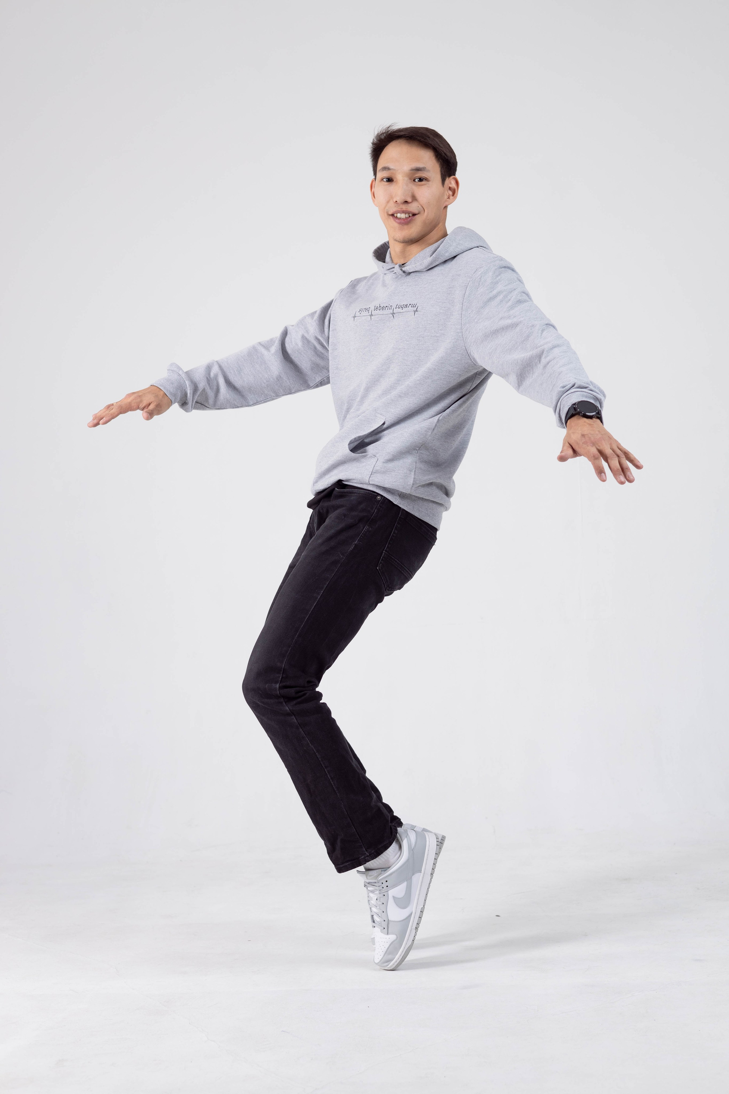 Айар танас февраль 2025. Студийный и репортажный фотограф в Якутске