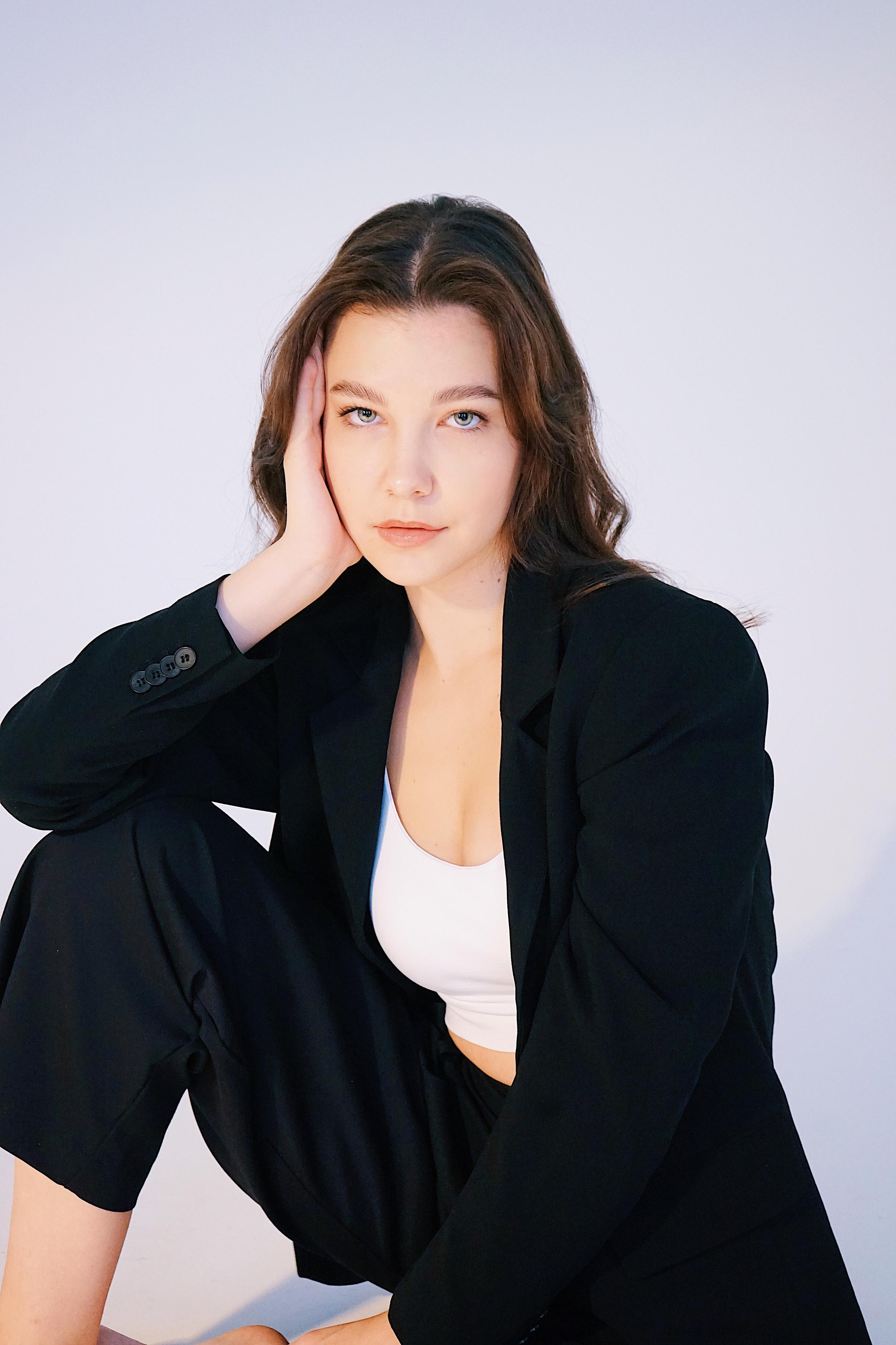 Виктория, студия. Женский фотограф в Москве Уварова Анастасия