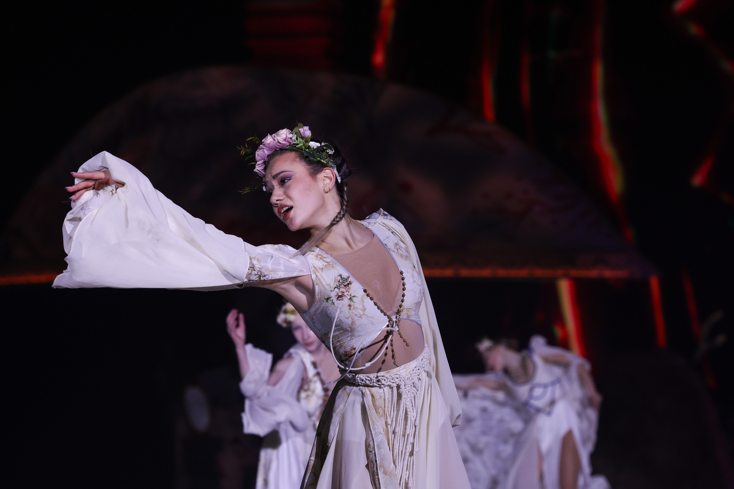 «Вечера на хуторе» ледовое шоу 25.12.2025. Спортивный и репортажный фотограф Антон Тереханов