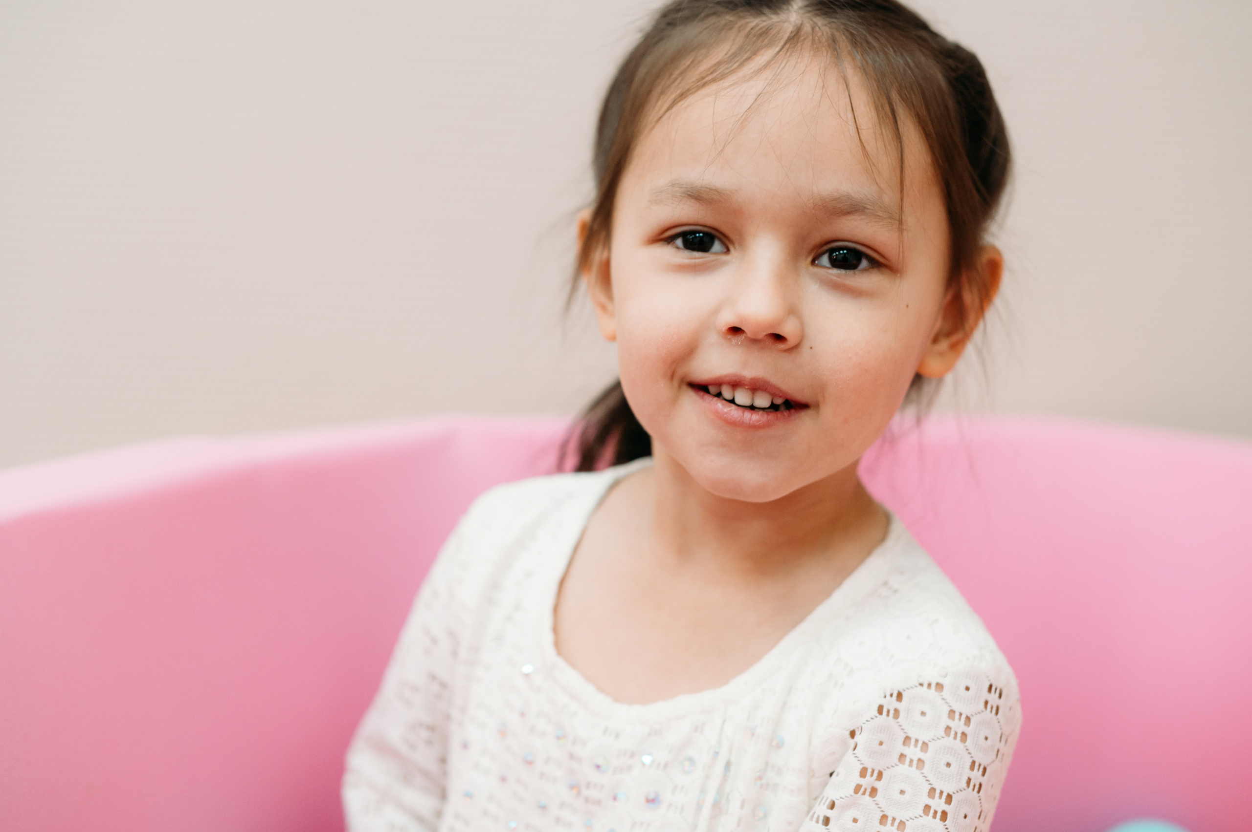 Фотосъёмка открытия детского центра ЛОКУС | Event-фотограф. Артём Савиных — профессиональный фотограф в Москве | Репортажи, свадьбы, портреты