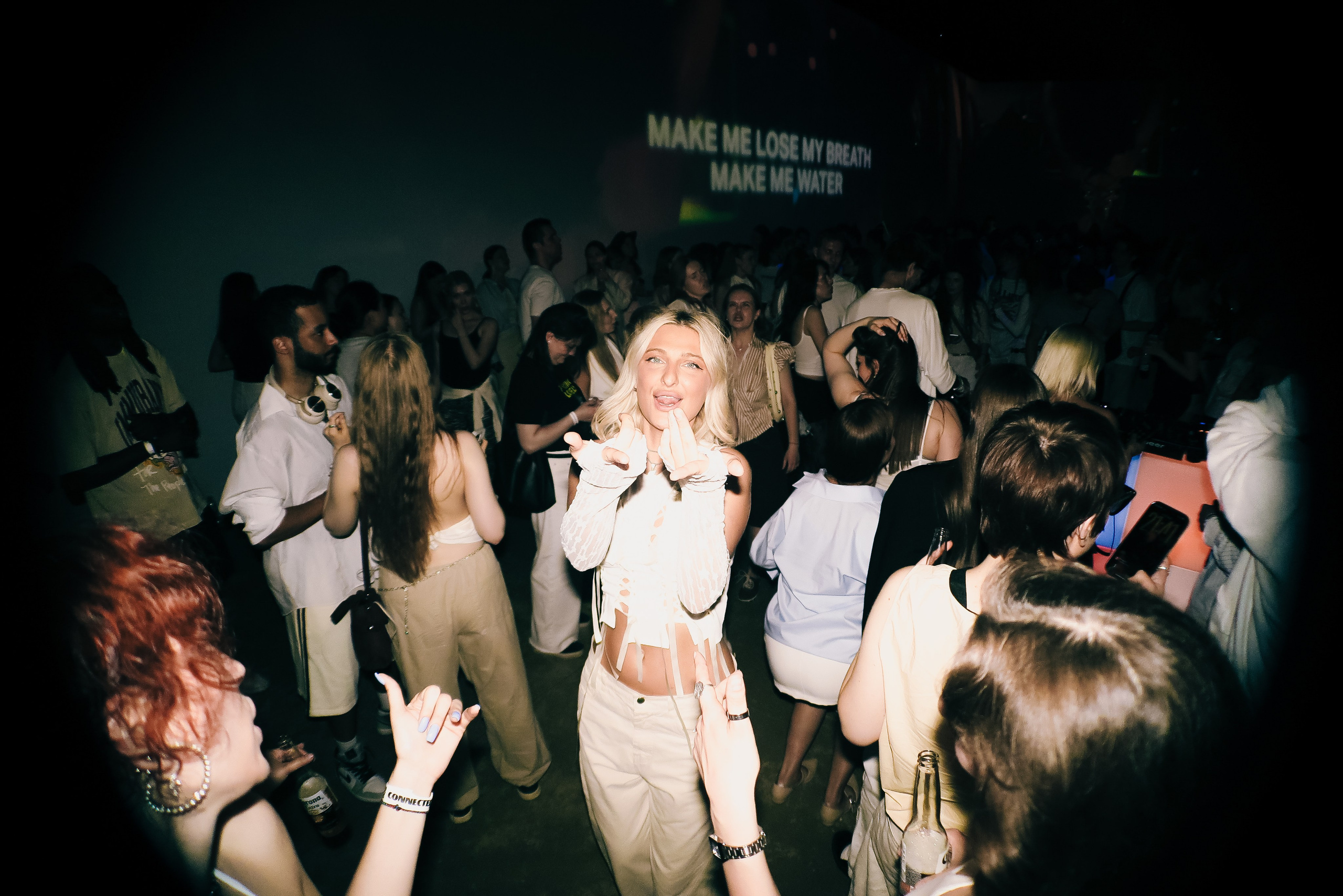 Bieberchella ph by @rusagee / at Внутри. TENZO | Креативный продюсер / Арт-директор