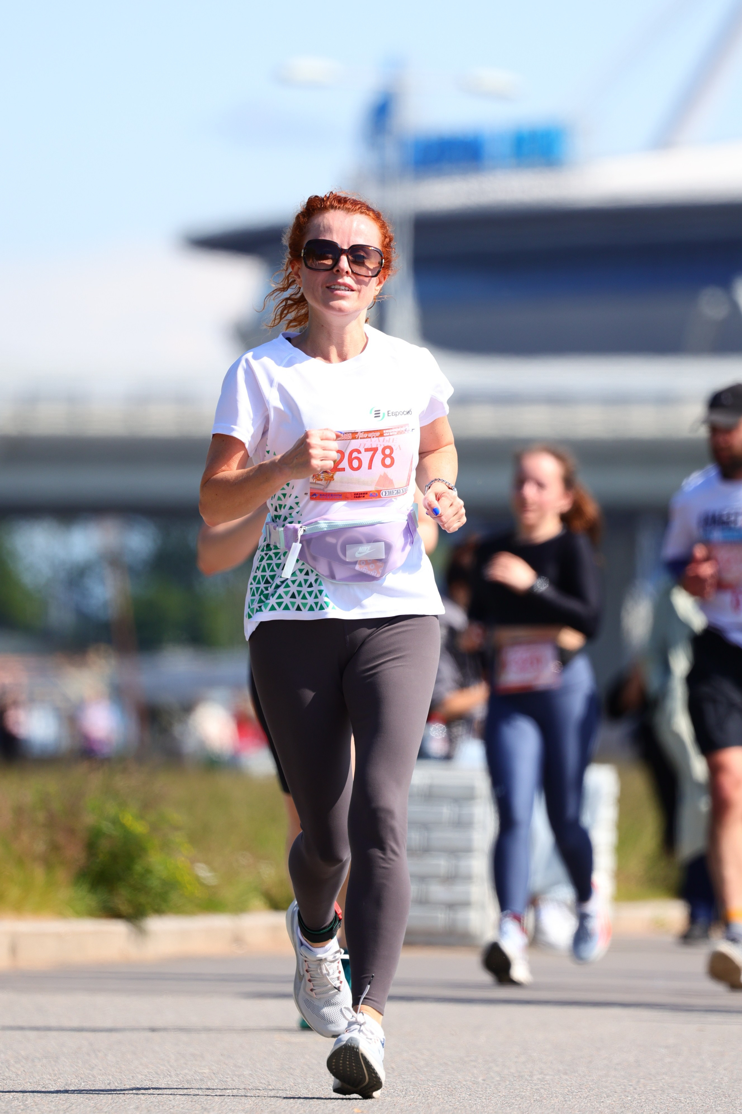 Алые паруса Грифон ран 2025. Спортивный фотограф в Санкт-Петербурге Илья Vacool