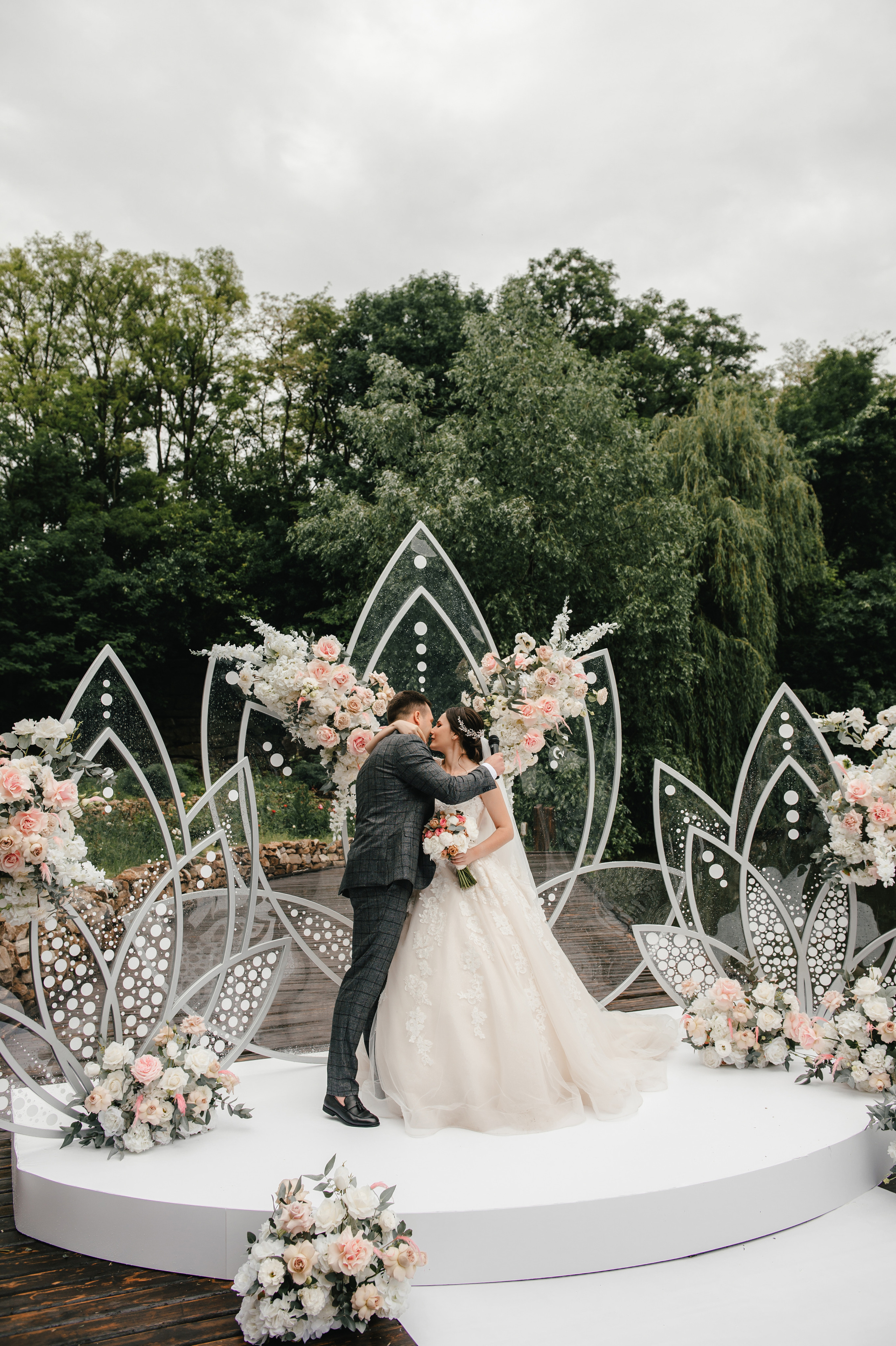 Артур и Виктория. Свадебный организатор в Ростове-на-Дону Яснов Роман