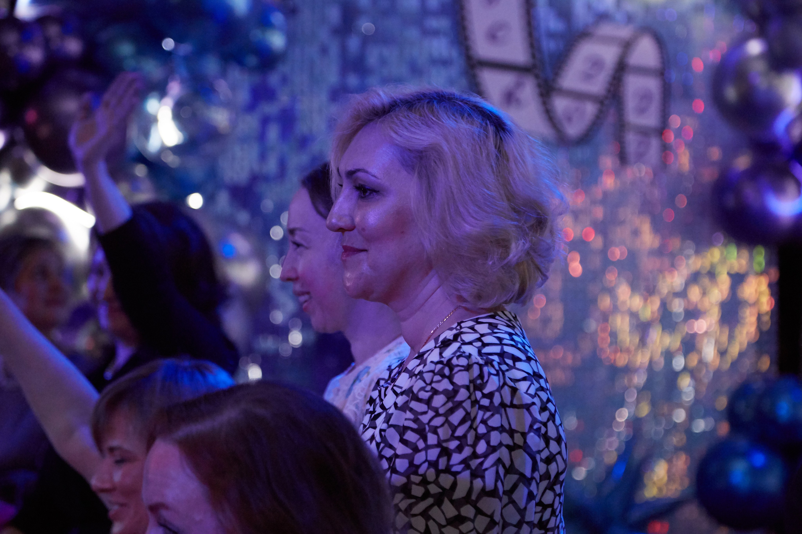 Последний звонок. Фотограф Савченко Люба. Москва