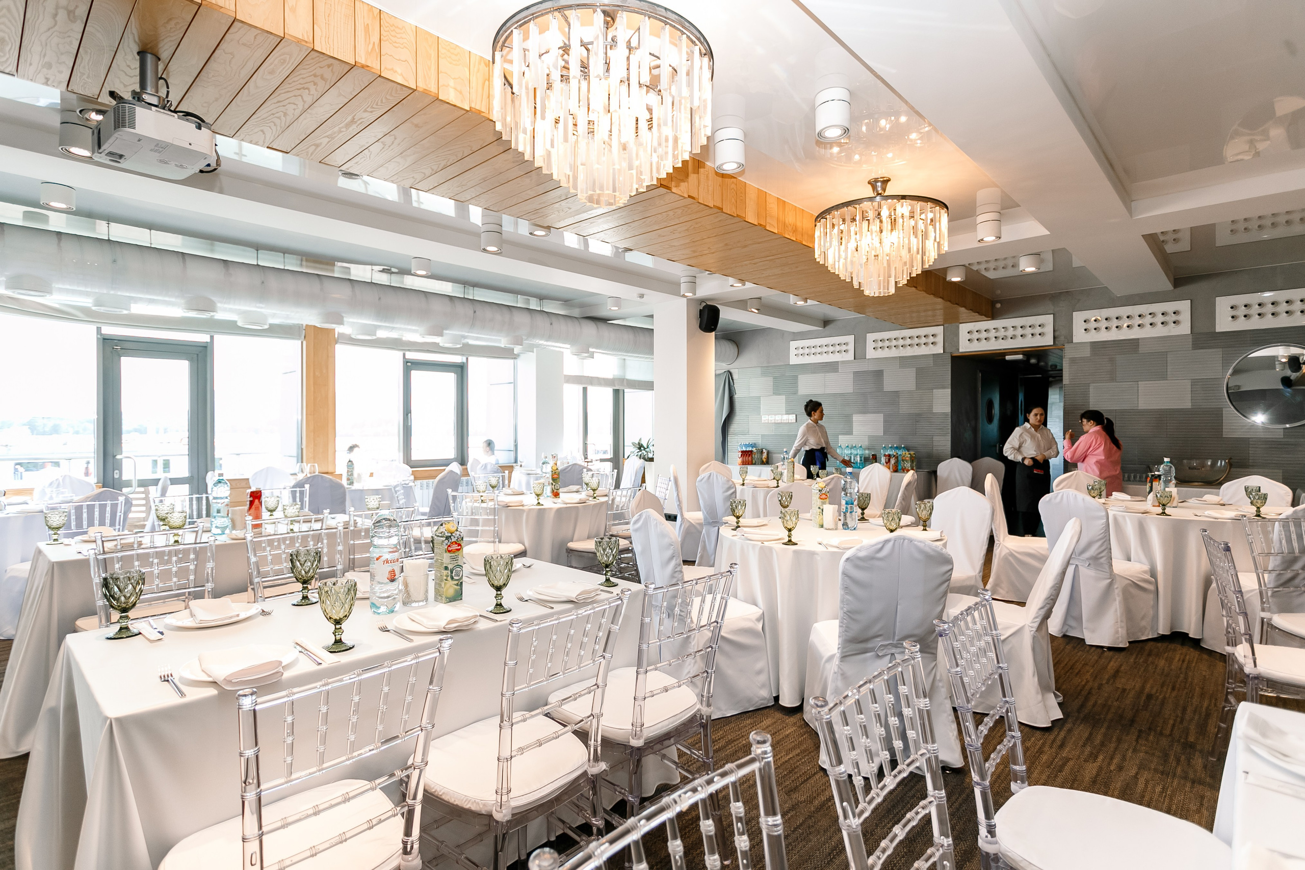 ВЫПУСКНОЙ \ Бирман\ Show today. Фотограф в  г. Новосибирск