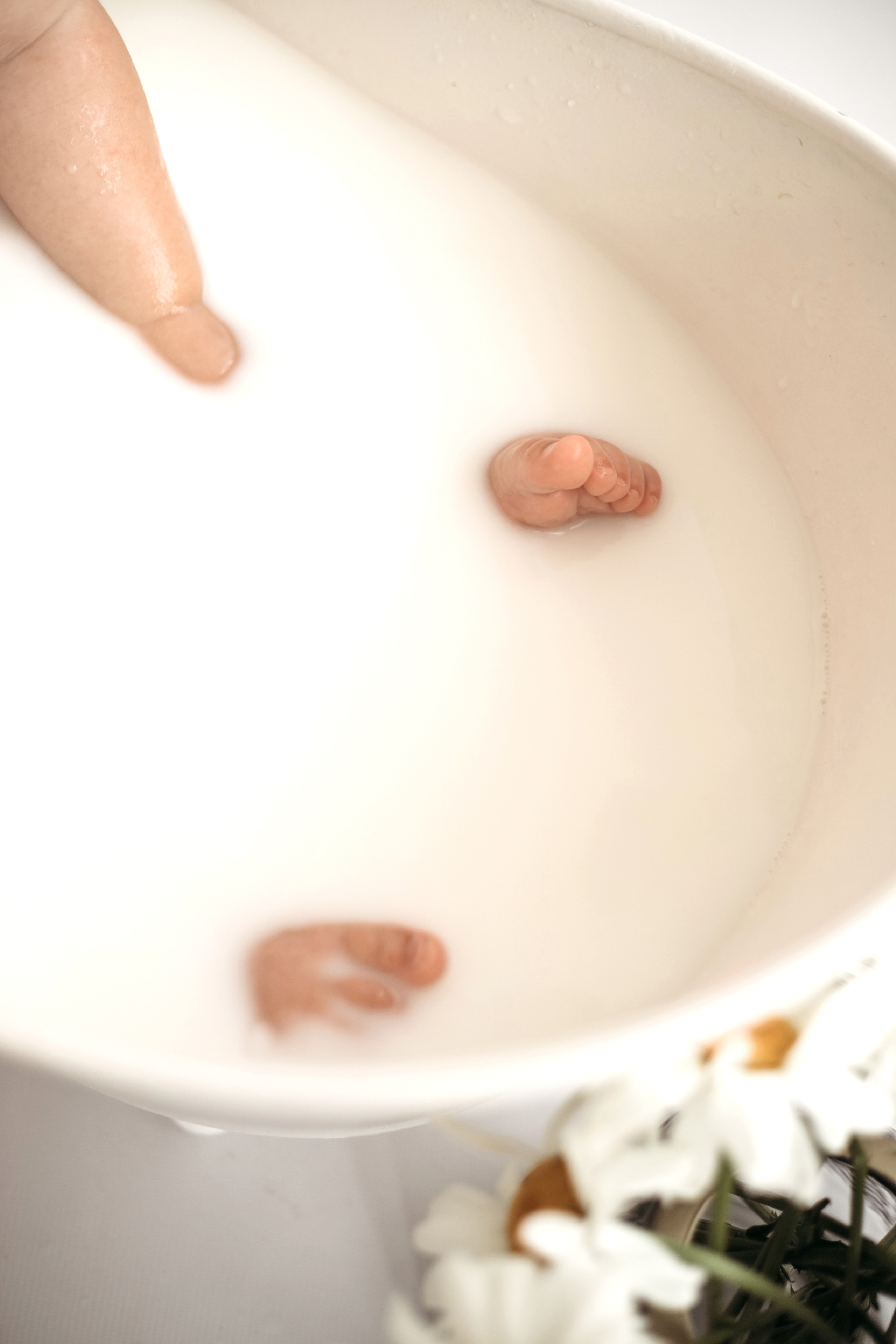 Ванная с ромашками. Семейный и детский фотограф Минск, Беларусь