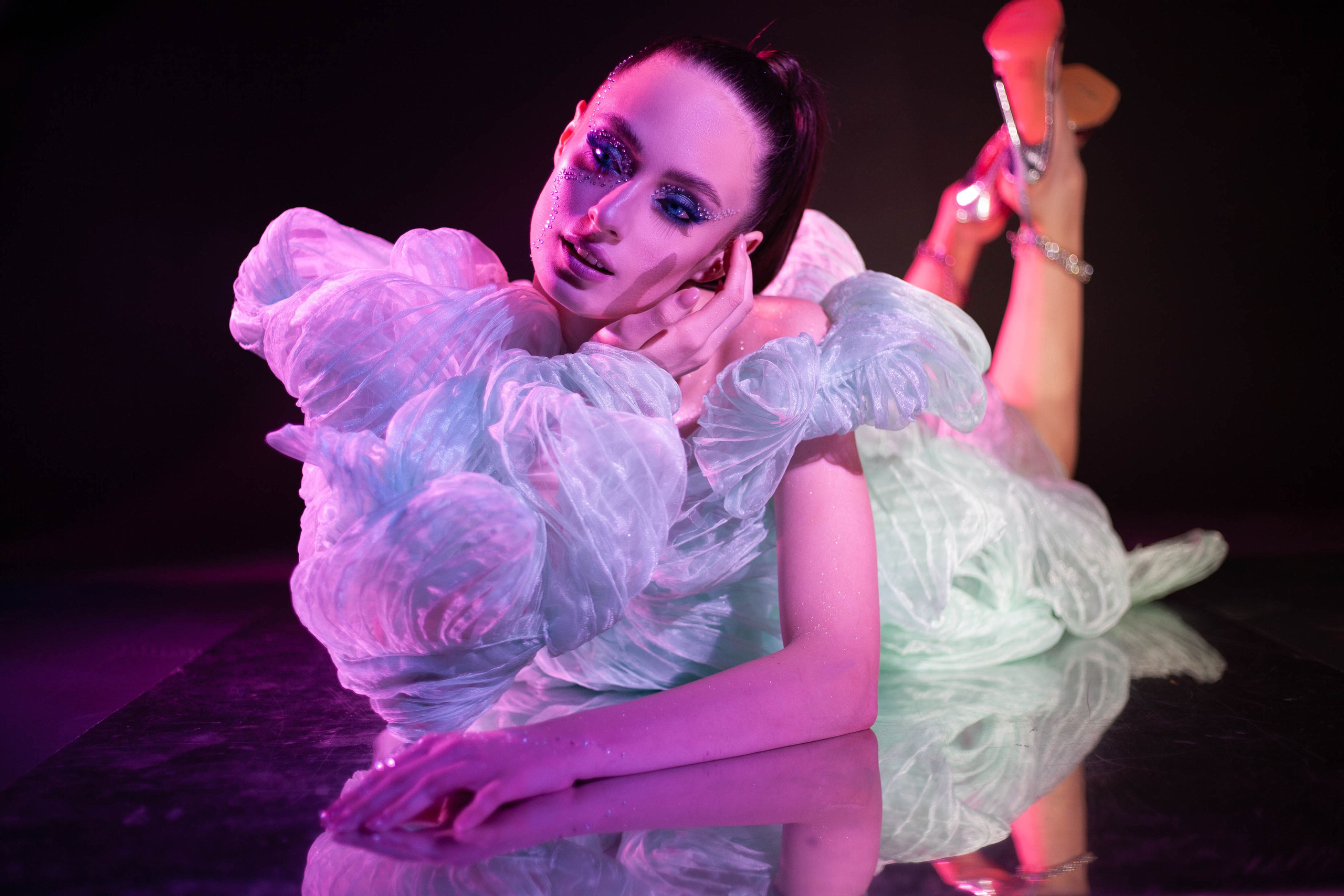 Студийные фотосессии. Контент фотограф в Москве