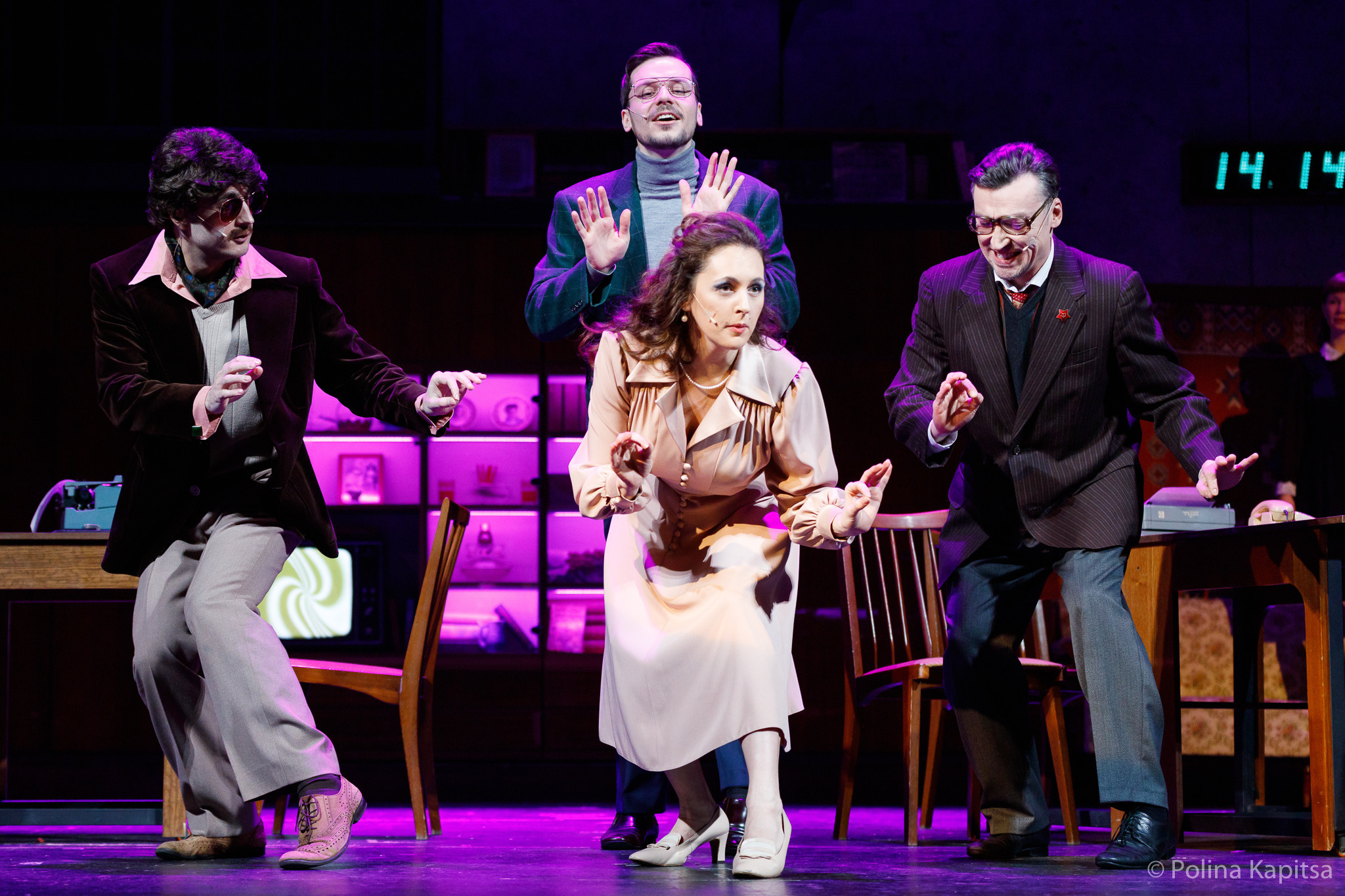 «Бэтмен против Брежнева». Режиссер и драматург: Саша Денисова.