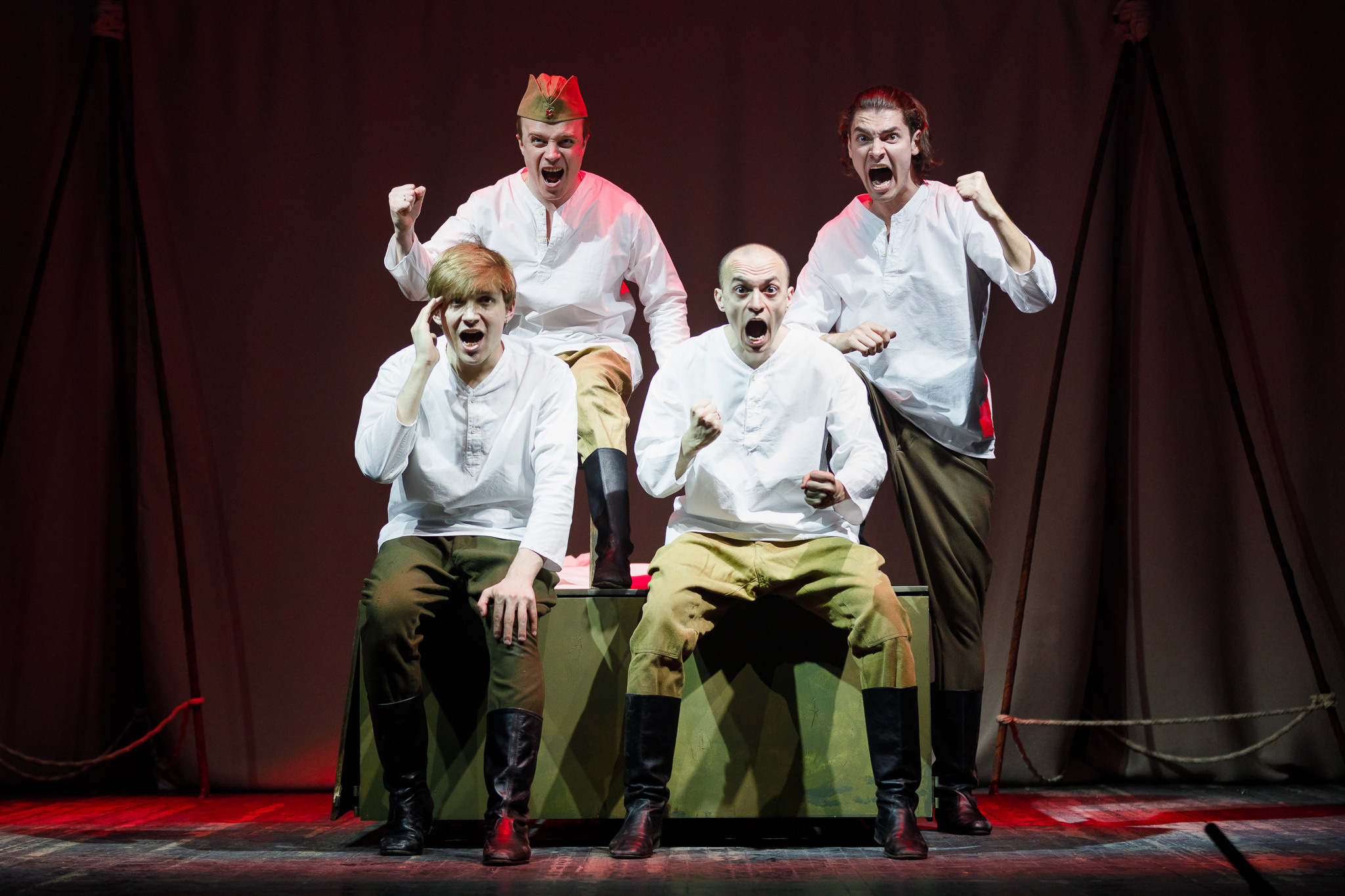 «Неизвестный солдат». Автор инсценировки и режиссер: Рамазан Шахбанов