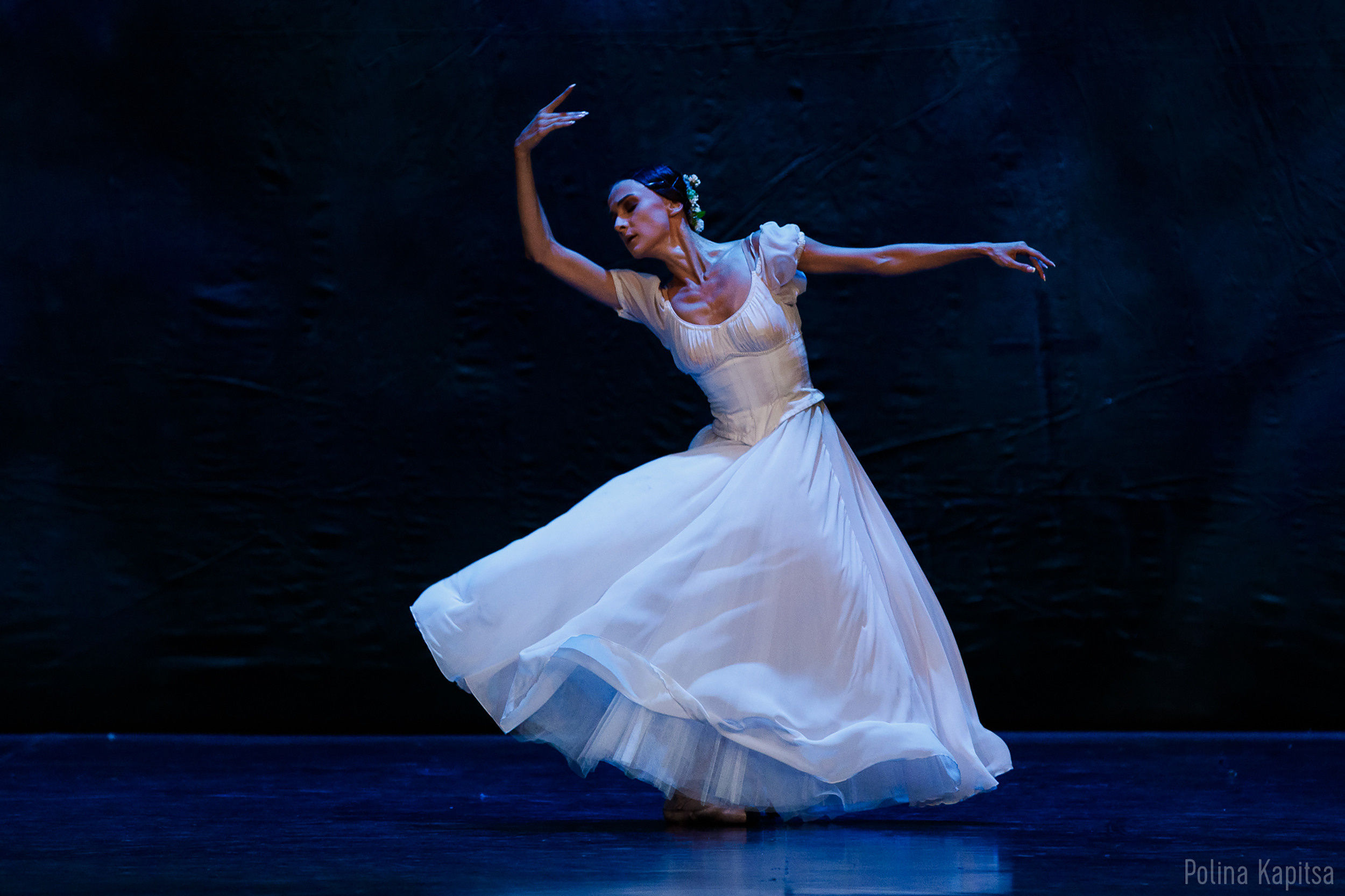 «Жизель». Новый классический балет. XX летние балетные сезоны на сцене РАМТ.