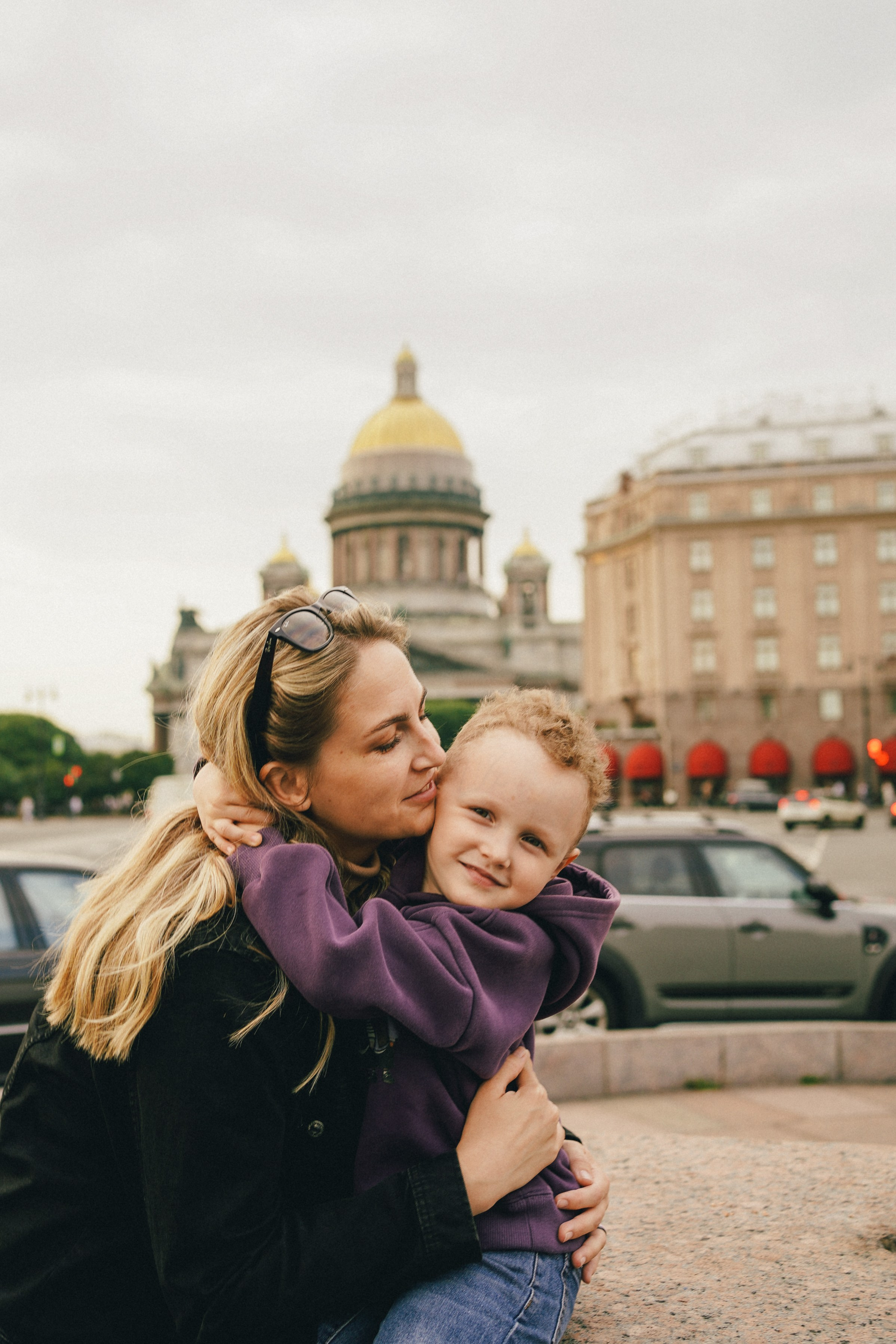 Мама и сын. Репортажный фотограф в Санкт-Петербурге. Фотограф на мероприятие в СПБ
