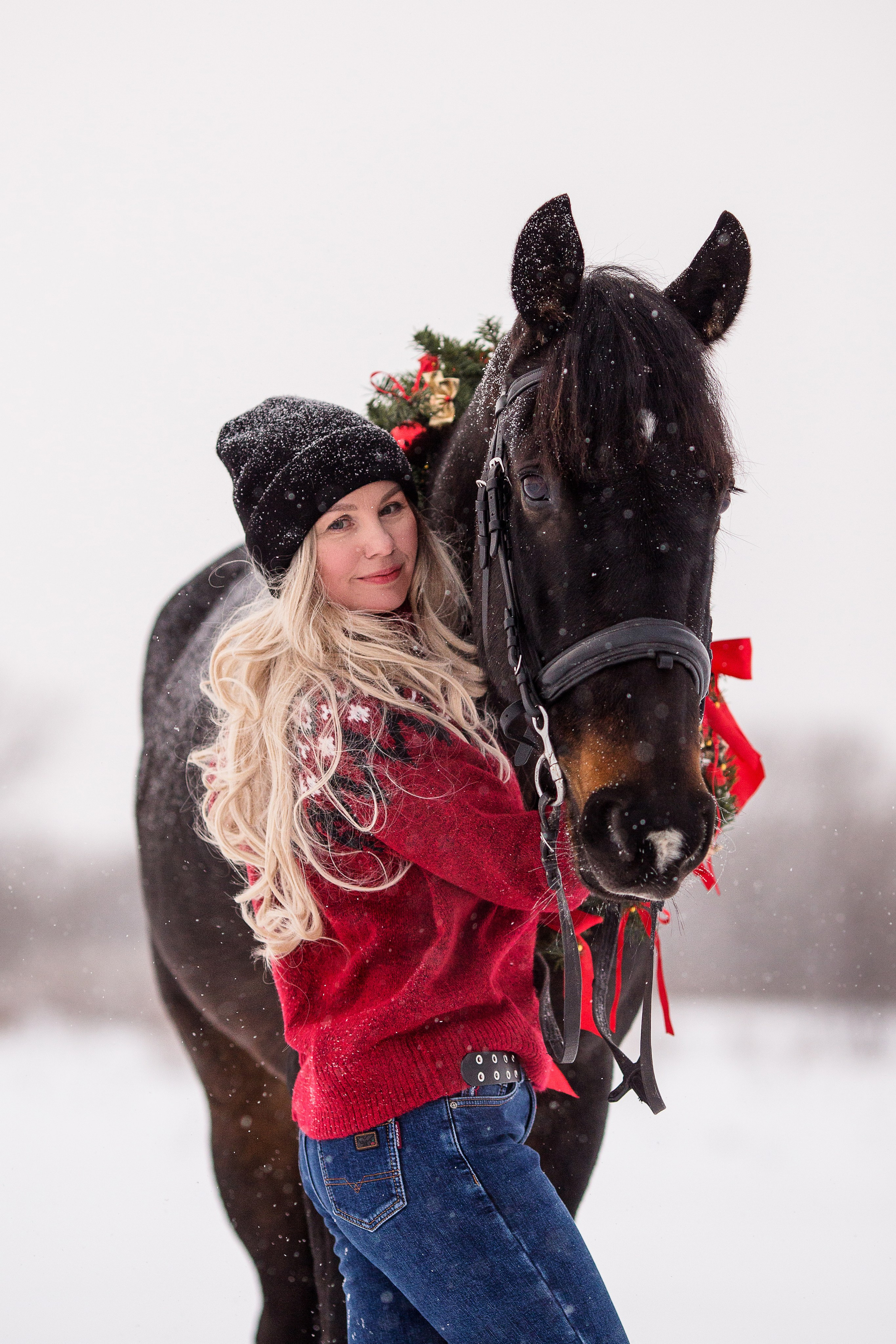 Новогодняя фотосессия с лошадью
