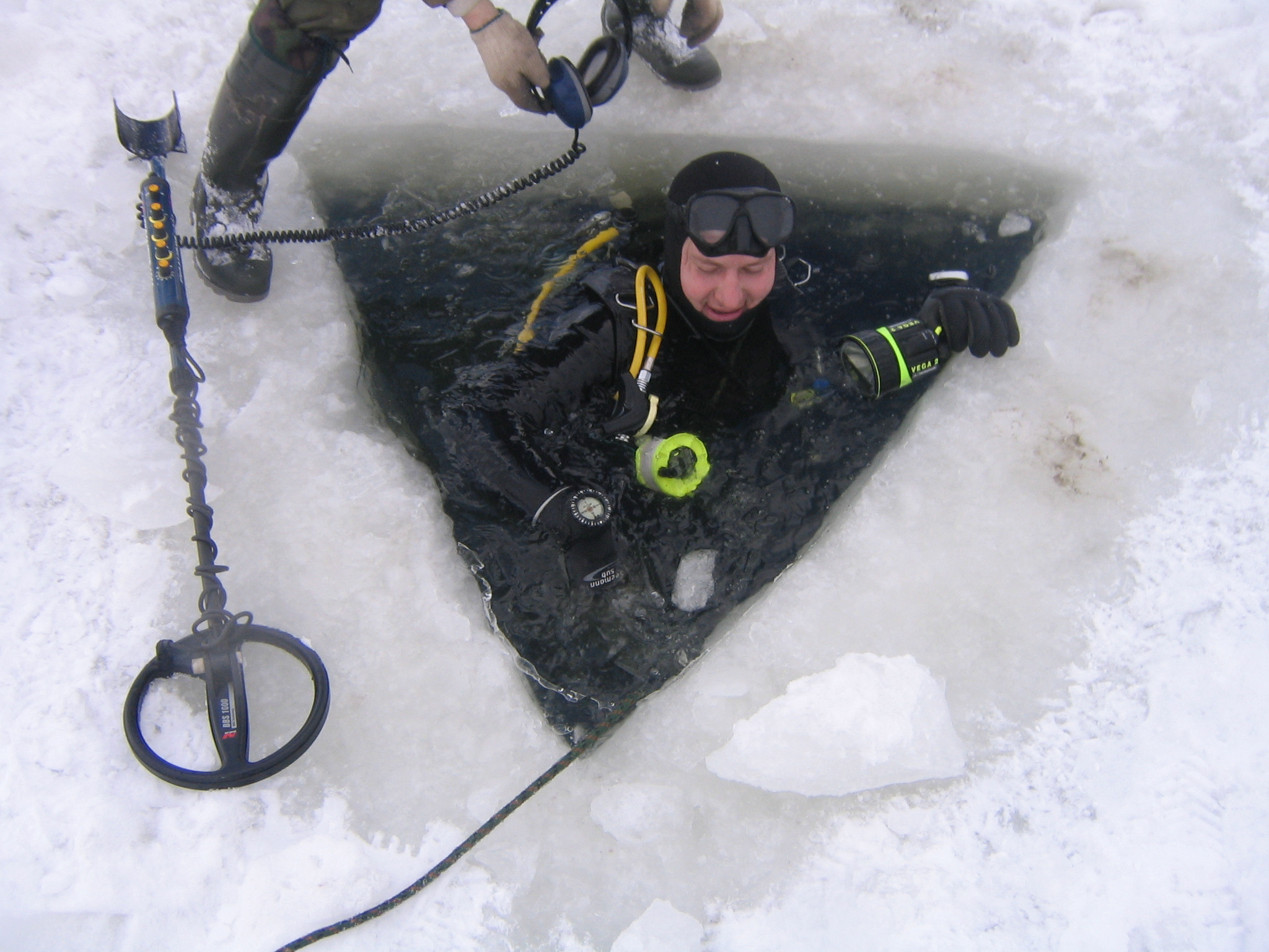 Подлёдные погружения. Дайвинг-клуб «Капитан Морган», Беларусь