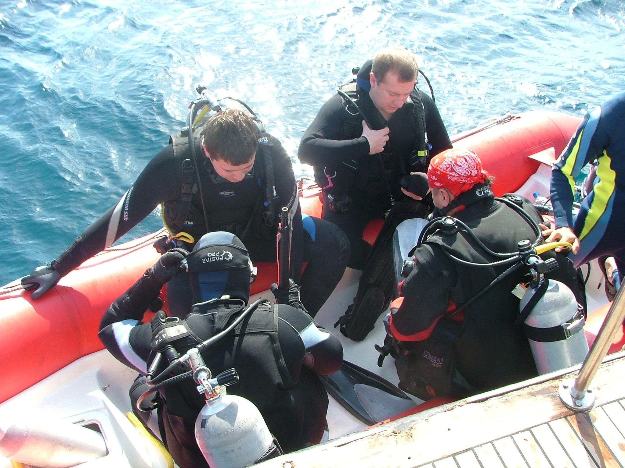 Дайв-сафари, wreck-diving. Дайвинг-клуб «Капитан Морган», Беларусь