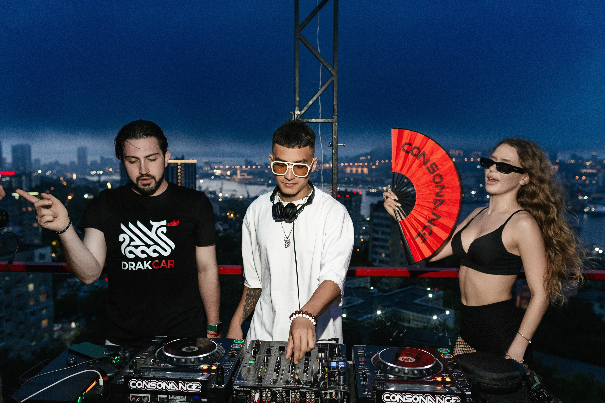 CONSONANCE COMMUNITY. Сергей Лебедев событийный фотограф во Владивостоке