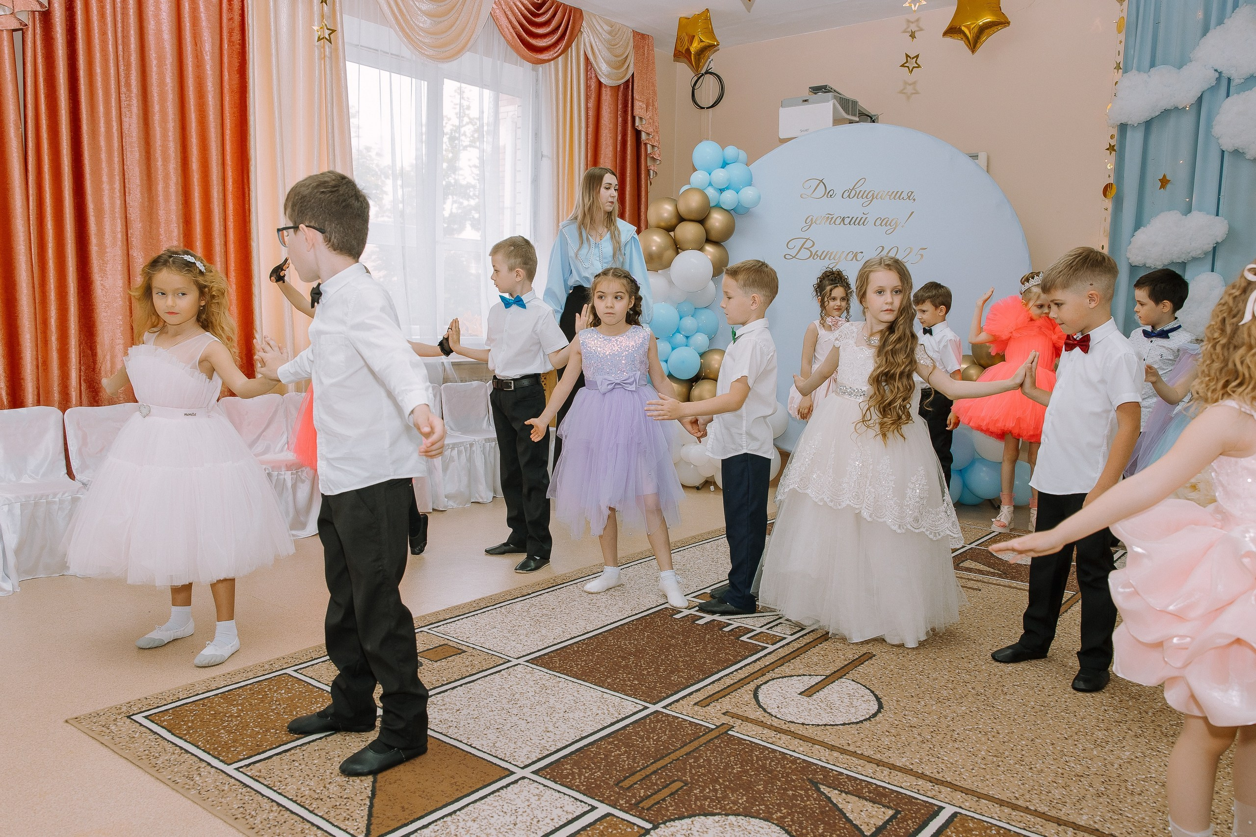 Выпускной в ДС -29. Выпускные альбомы Натальи Бутко: Новороссийск, Анапа, Геленджик