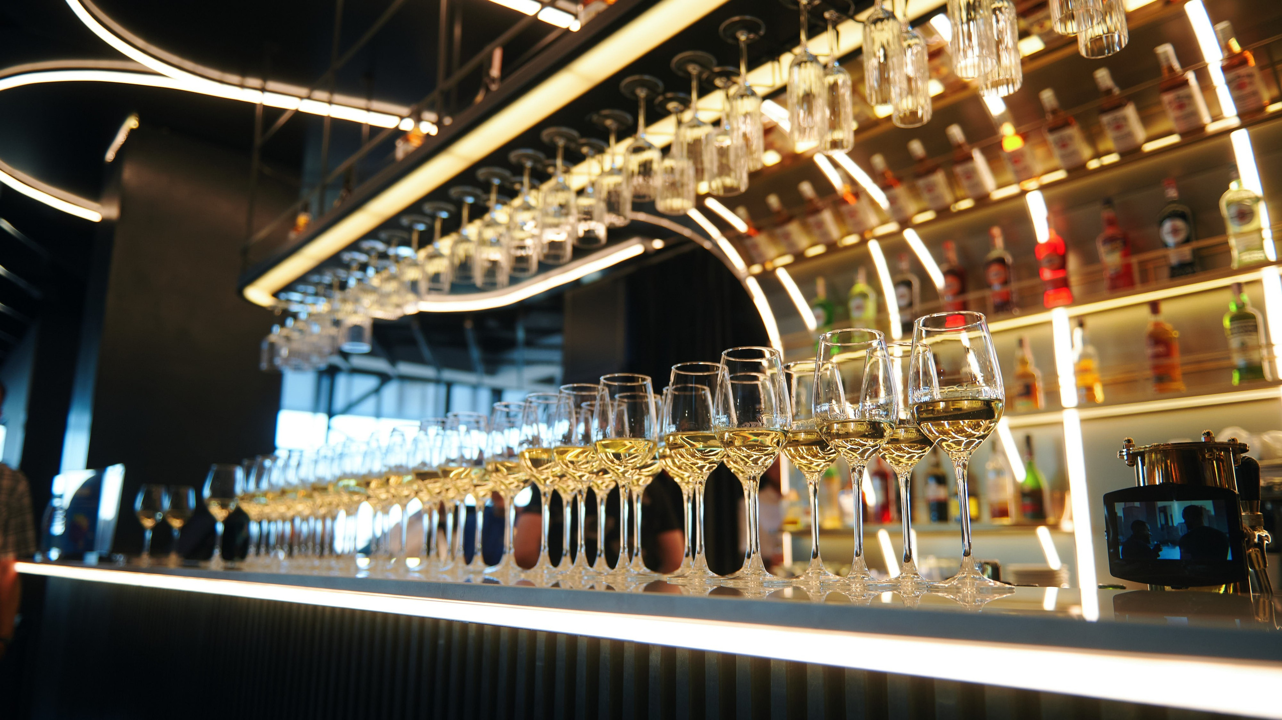 Предпоказ SKYLINE. Репортажной фотограф Ариан