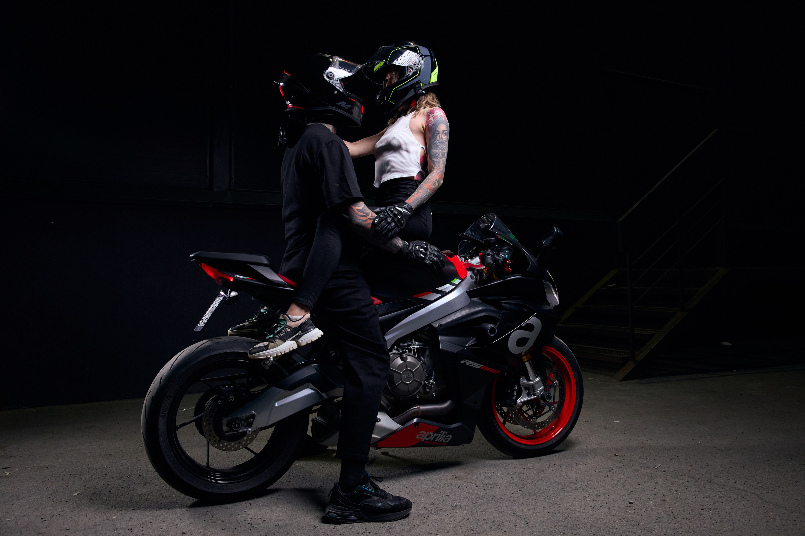 Алиса, Никита и Aprilia. Фотограф и видеограф в Екатеринбурге, Москве и Санкт-Петербурге, Калининграде