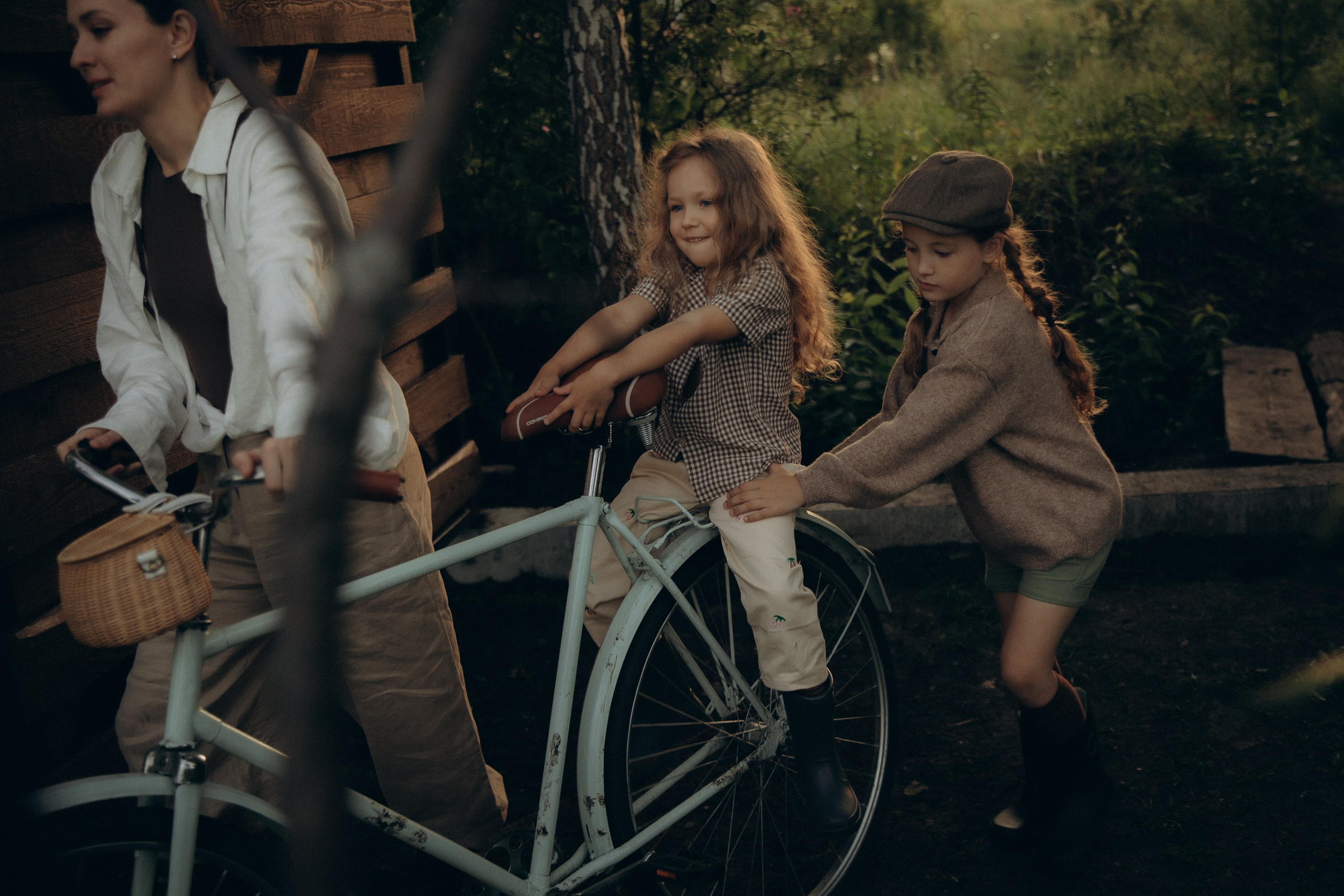 Вечер в саду. Фотограф  Челябинск Варвара Шарапова