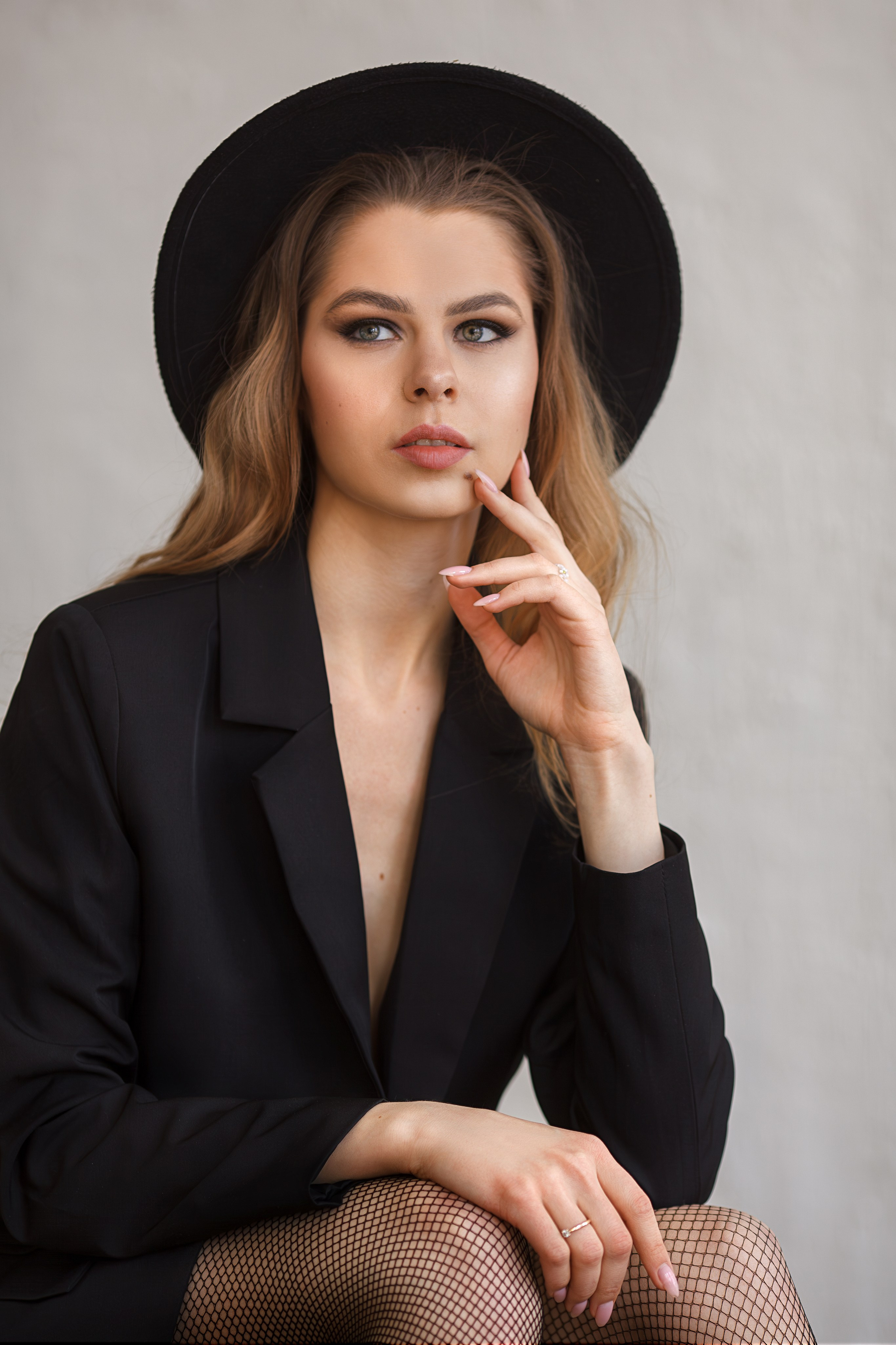 Женская студийная фотосессия в Ставрополе. Фотограф Ставрополь Пятигорск Елизавета Дарина