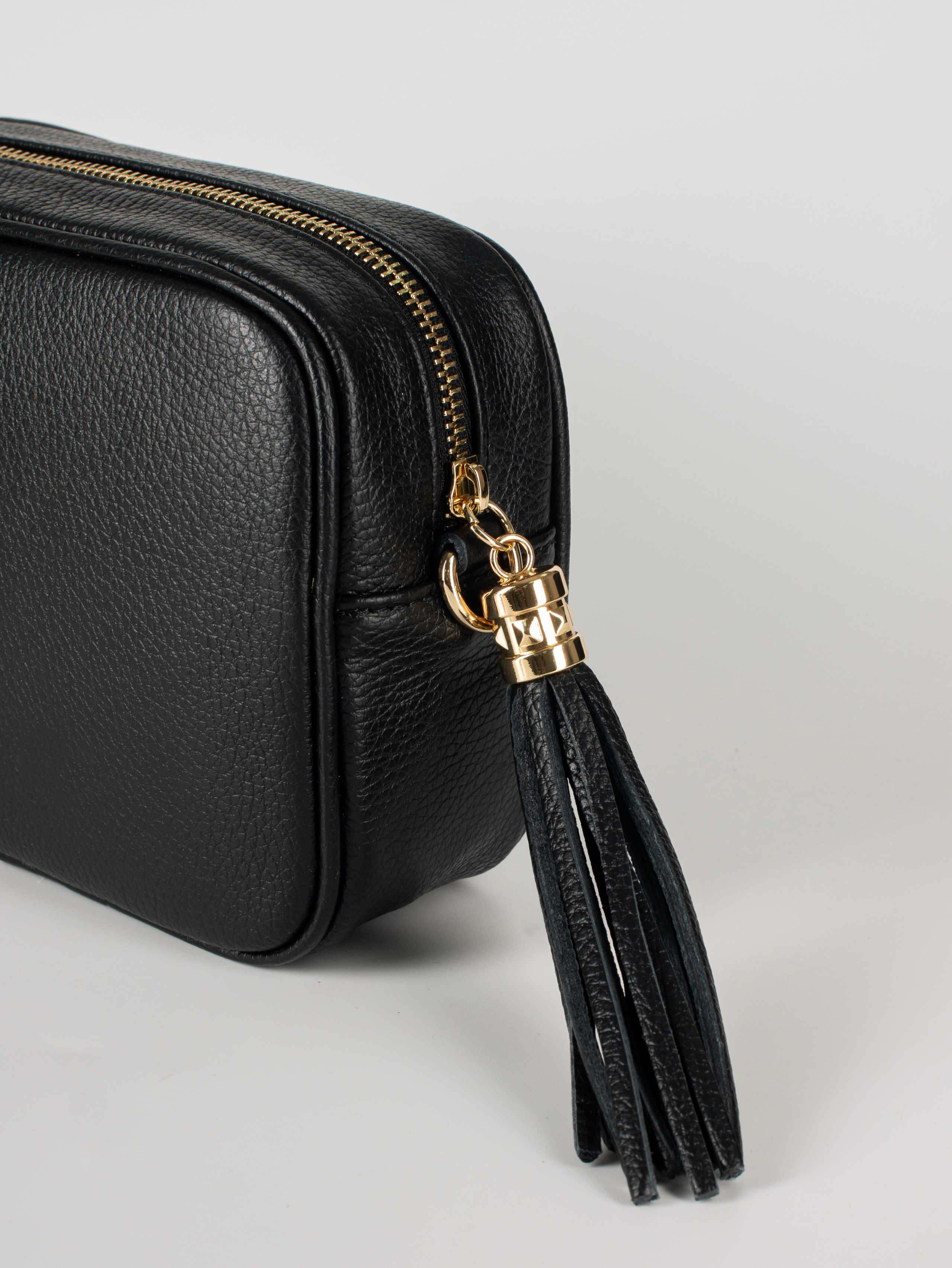 На белом фоне. Предметный фотограф в Санкт-Петербурге Аннет Глушак