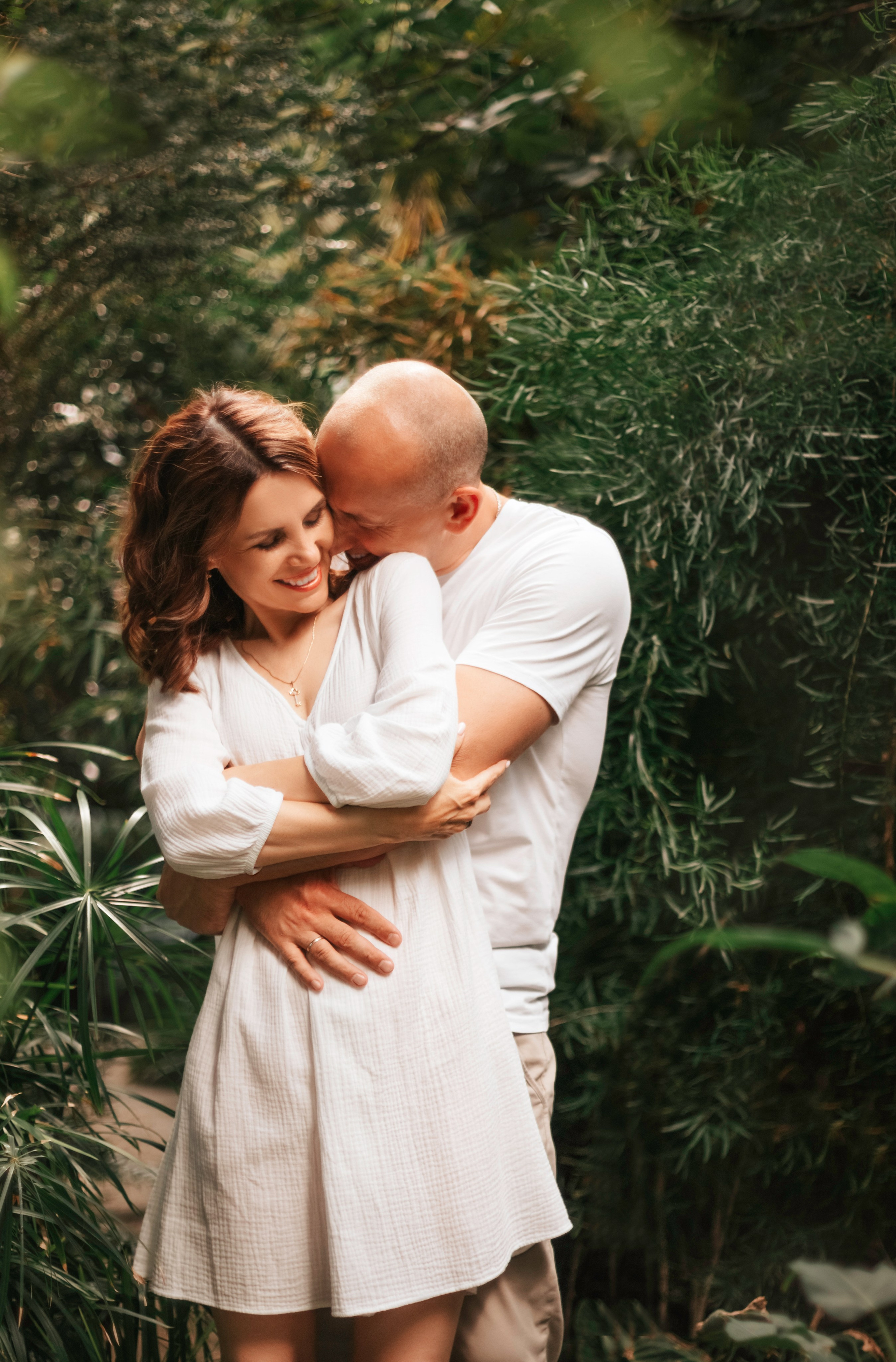 Love story " Полина и Дмитрий"/ Локация тропическая оранжерея. Фотограф Елена Аленская
