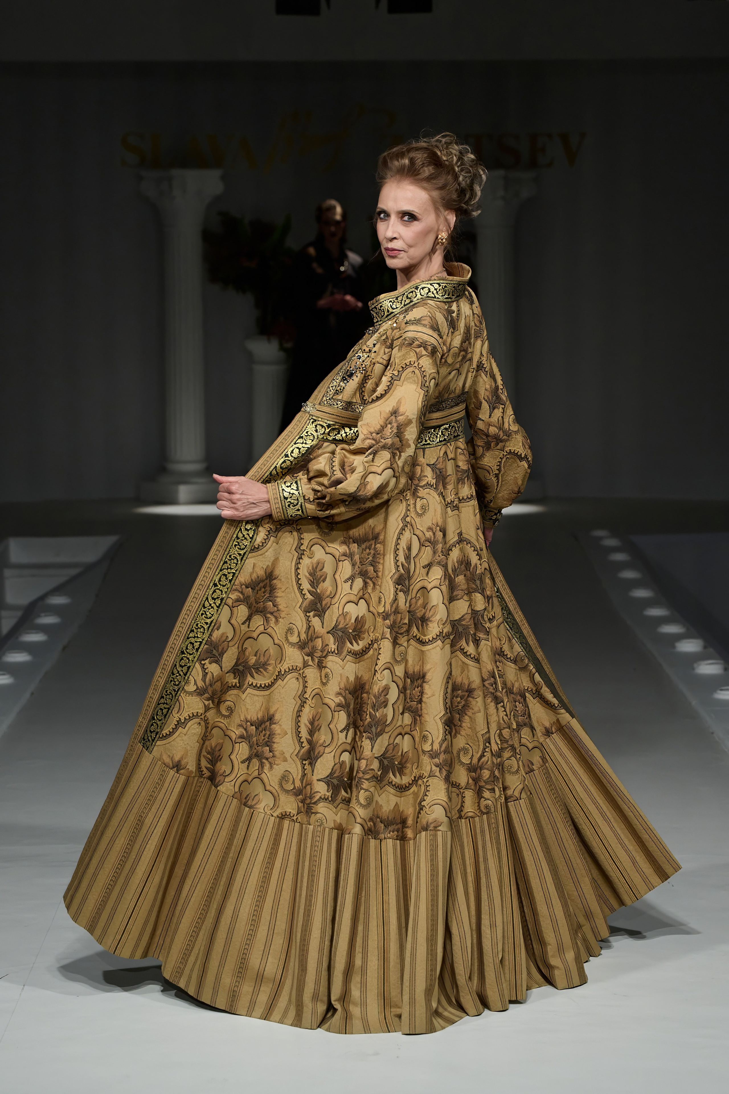 Slava&Yegor Zaitsevs. Показ-спектакль «Воспоминание». 21 июня 2025. Дима Бабушкин. Фотограф. Подиум. Репортаж. Творчество. Дорого