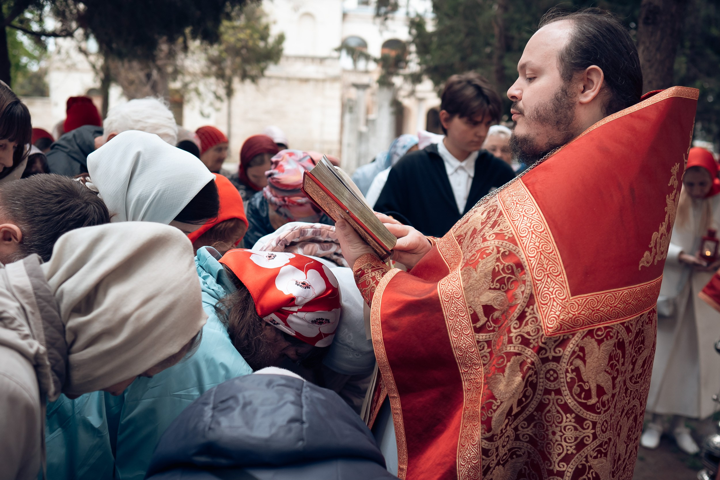 Богослужение на Светлой седмице в Херсонесском монастыре г. Севастополь. Церковный фотограф Севастополь