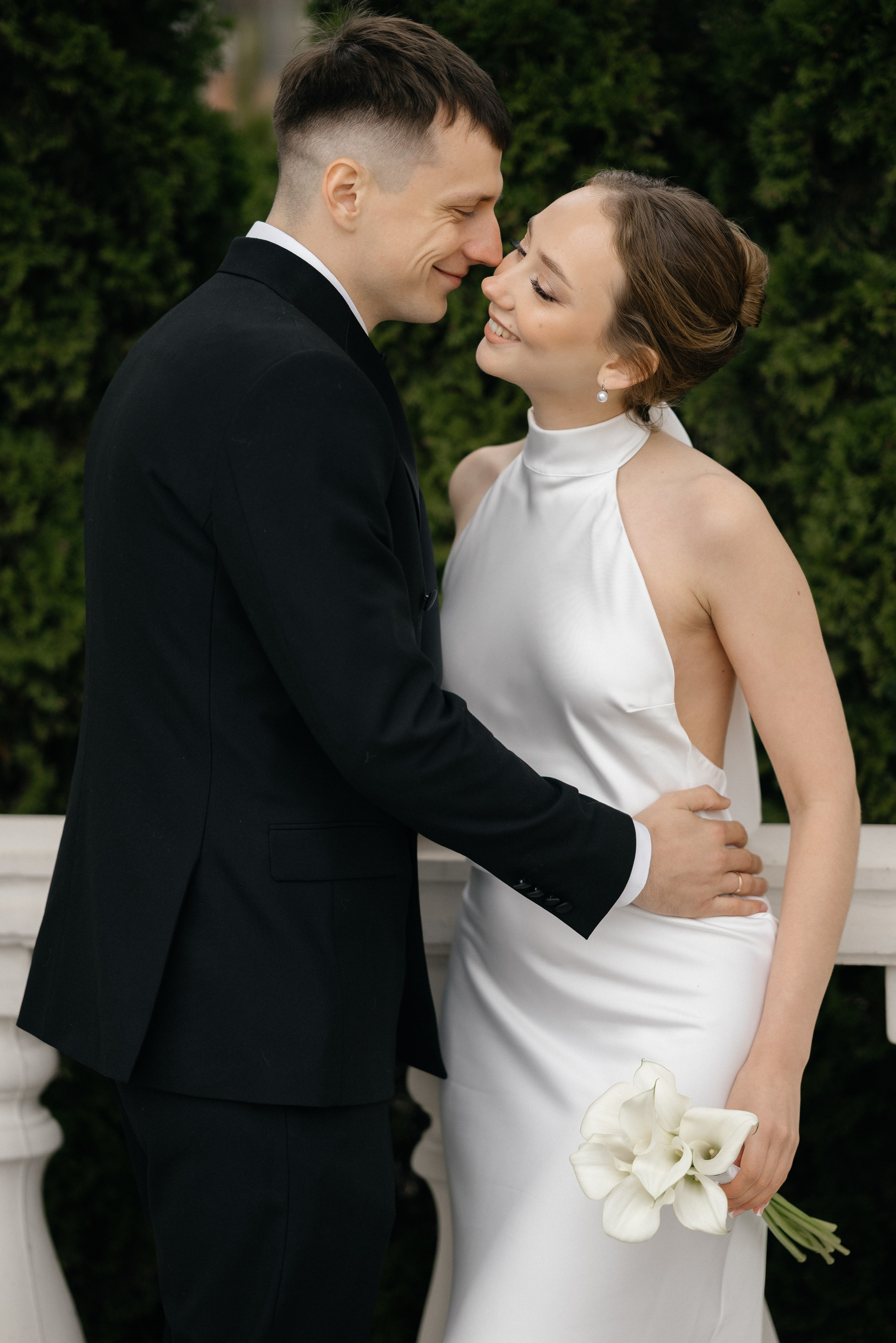 Wedding day in Martinique Bar. Wedding PHOTOGRAPHER Andrew Vnukov