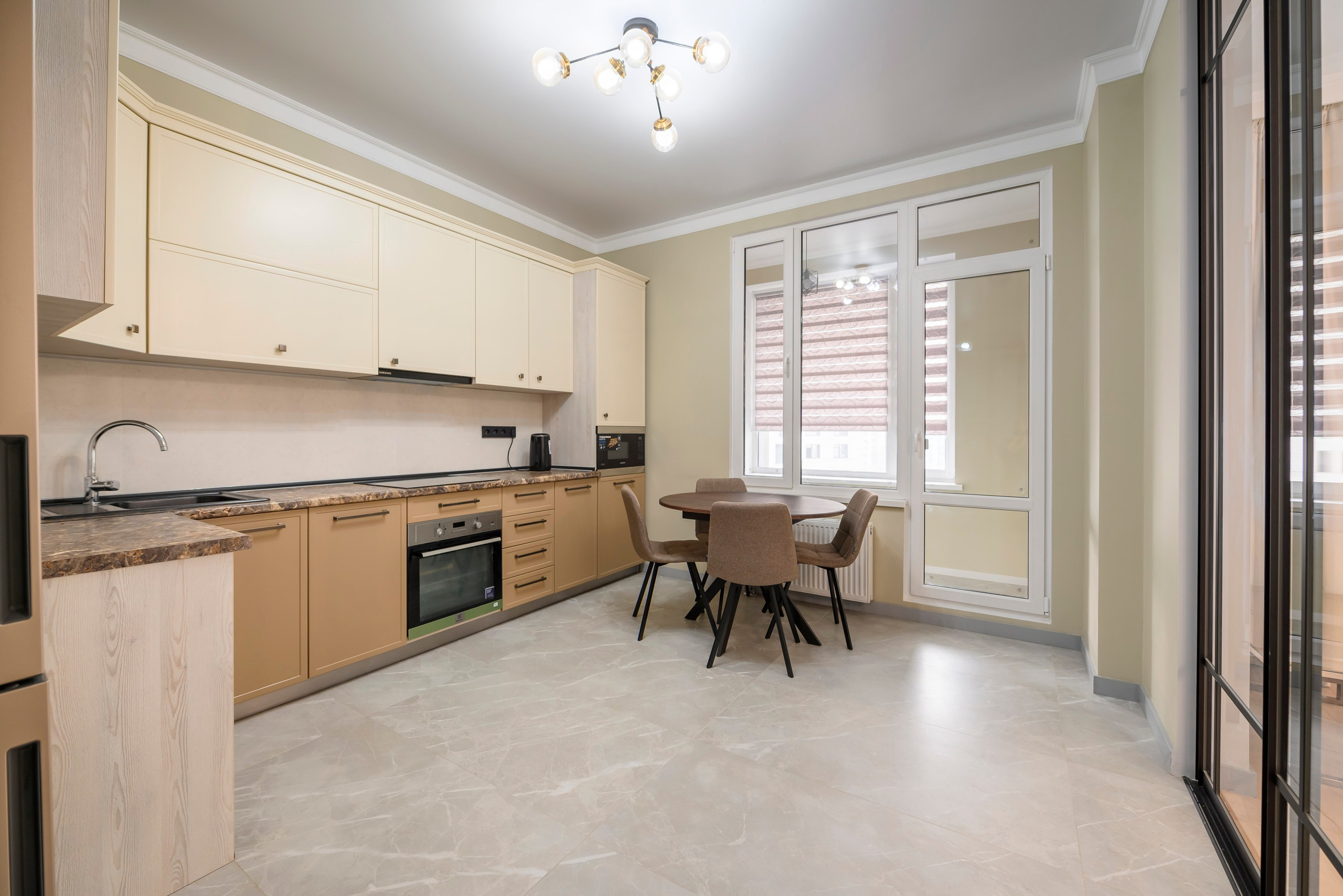Продажа квартиры в ЖК Metropole. Интерьерный и репортажный фотограф в Алматы