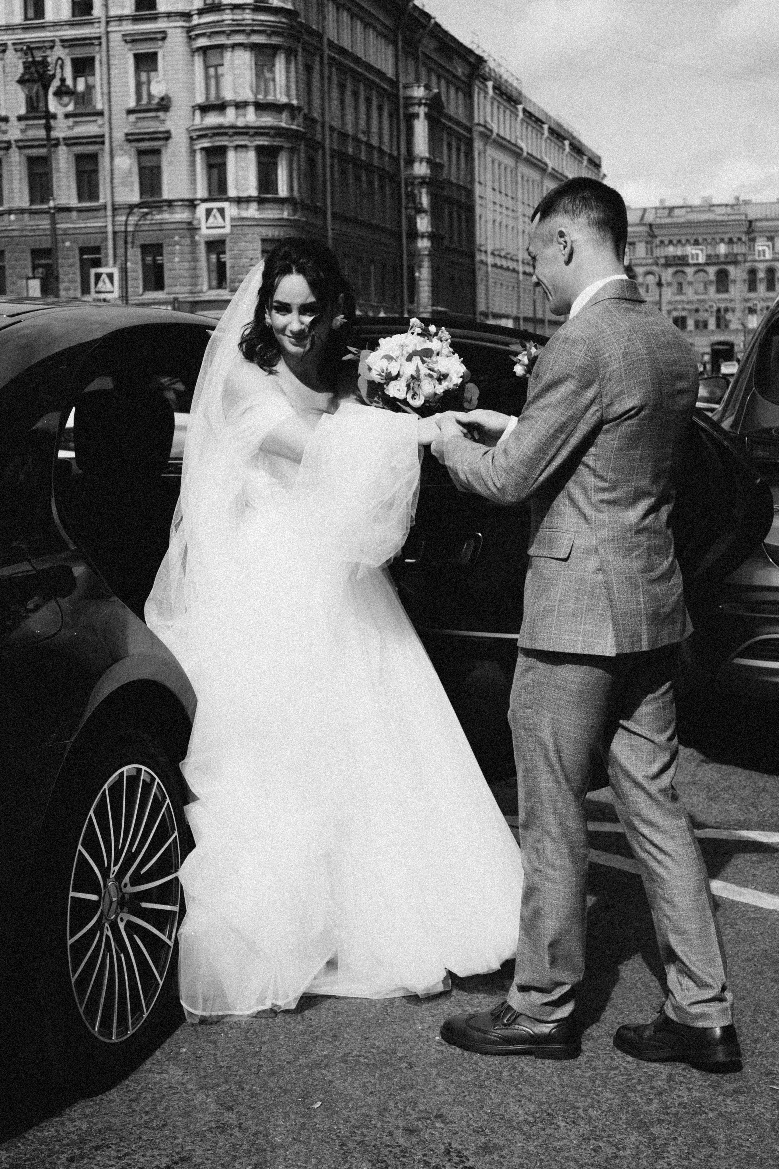СВАДЕБНАЯ ПРОГУЛКА РЕСТОРАН МЫ ЖЕ НА ТЫ И ФОТОСЕССИИЯ С АВТОМОБИЛЕМ. Профессиональный фотограф, Санкт-Петербург — Виктория Богомолова