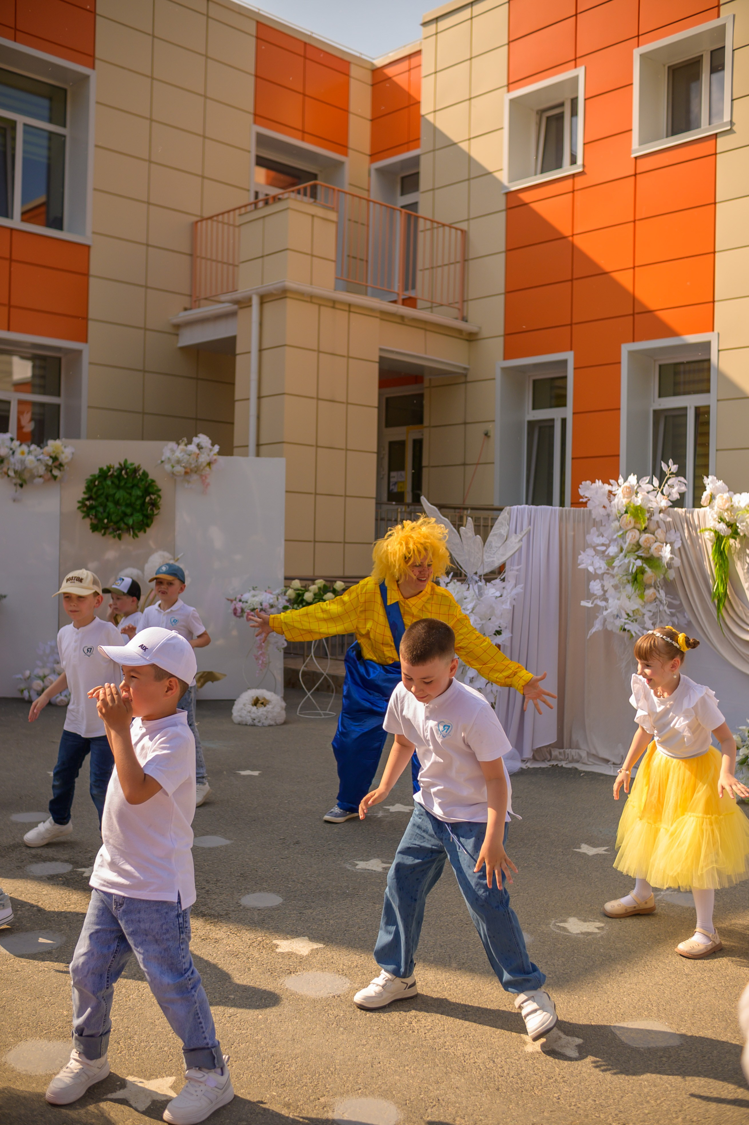 Репортаж выпускного группа «Фантазёры» 3 садик. Фотограф новорожденных, семейный детский в Тюмени Татьяна Морозова