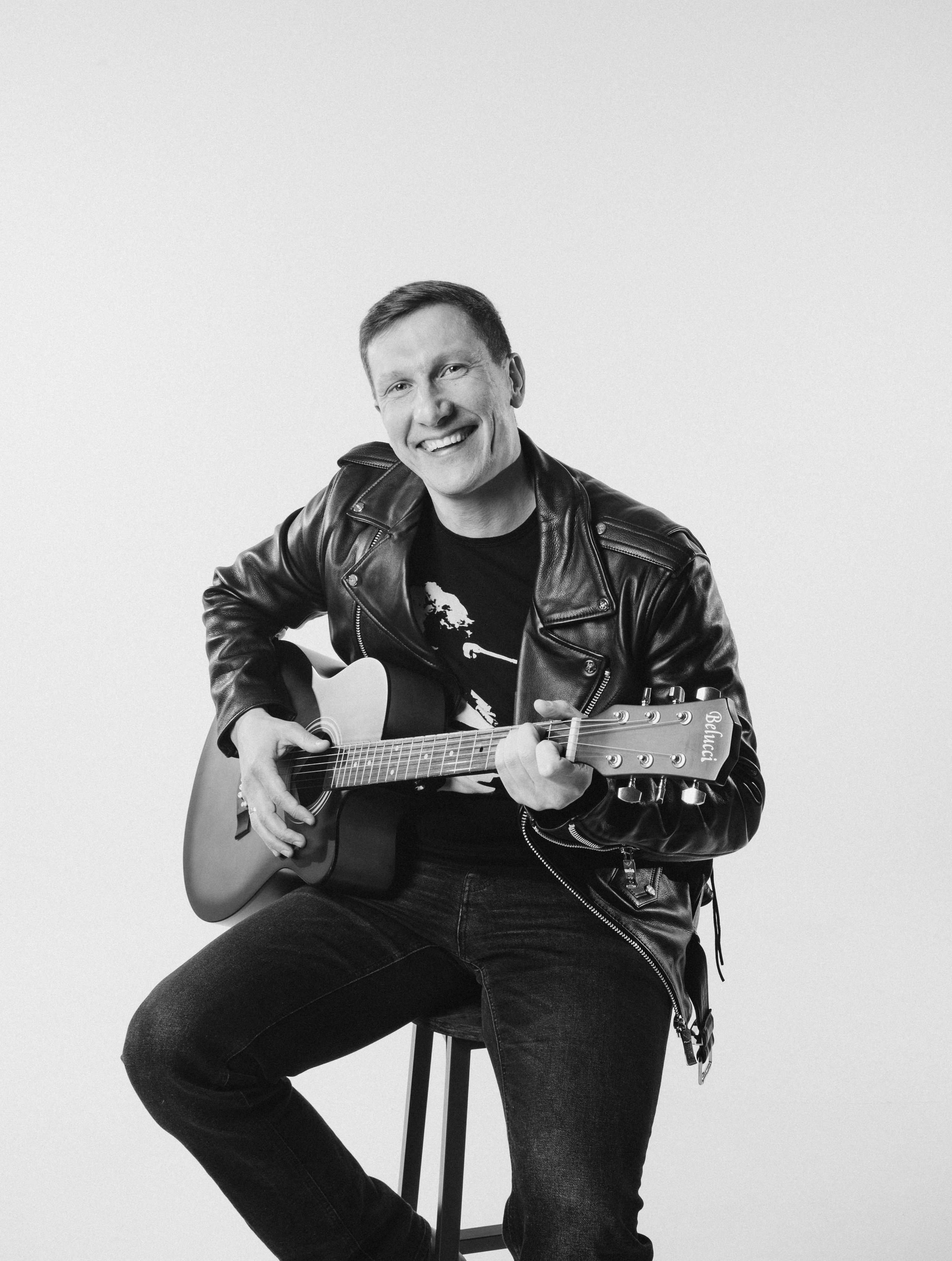 Двадцать третье. Ваш фотограф Любовь Чистякова