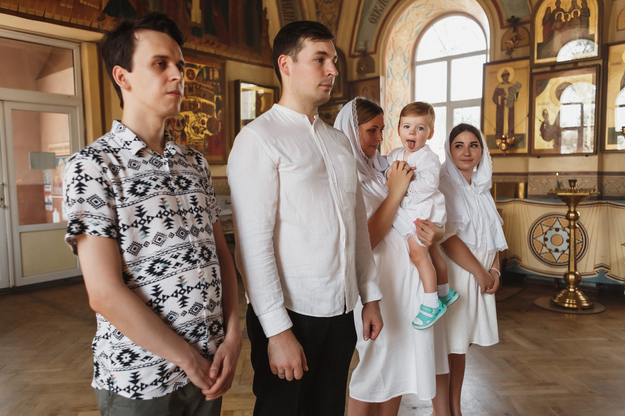 Фотосъёмка крещения Ильи в Никольской церкви Таганрога. Свадебный и семейный фотограф в Таганроге Бакарюк Антон