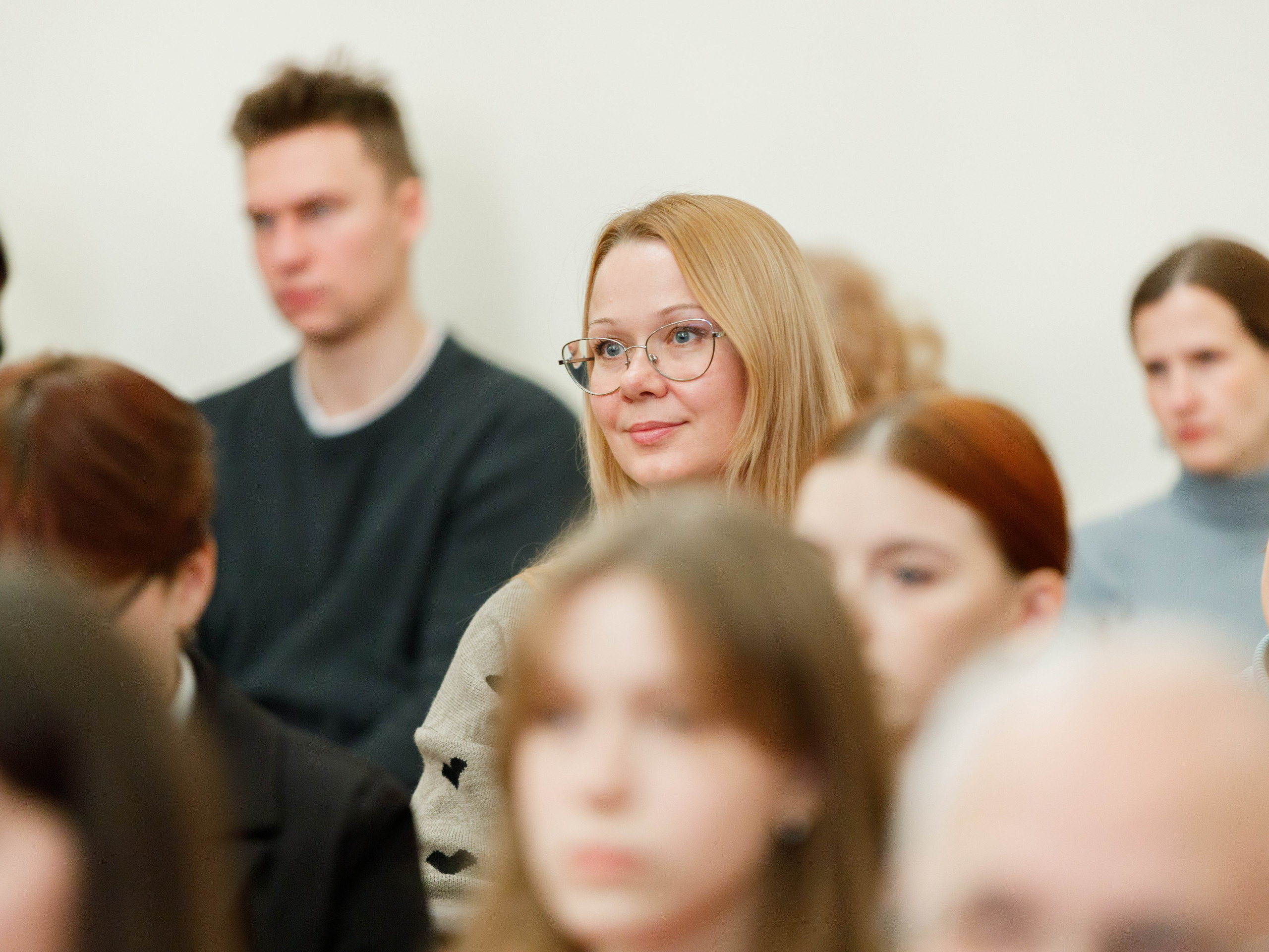 Сессия с профессорами. Дом Учёных 25.10.25. Репортажный фотограф в Новосибирске Алена Помазунова