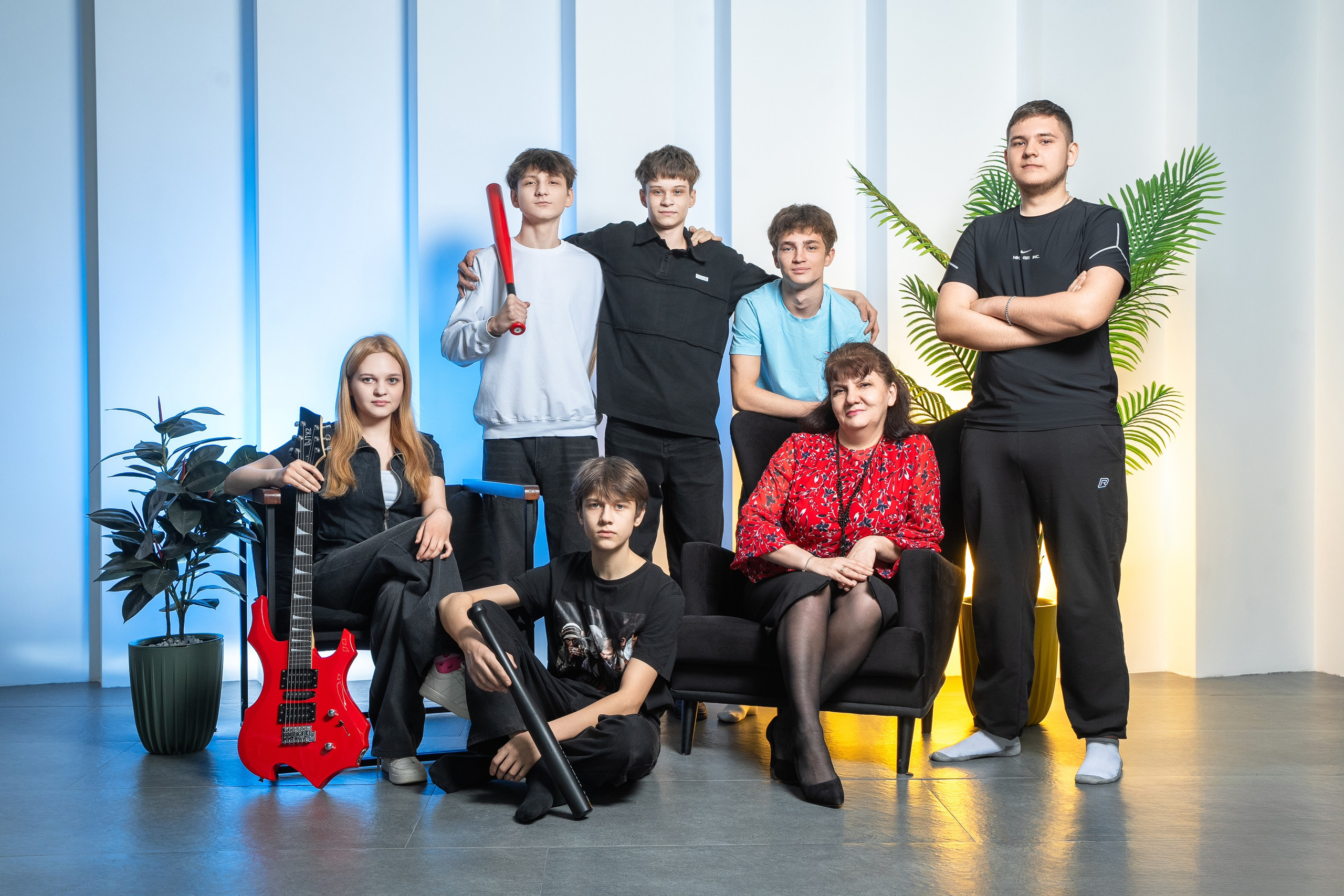 Выпускная фотосессия в фотостудии. Выпускные альбомы Нижнекамск Набережные Челны Фотостудия Небо