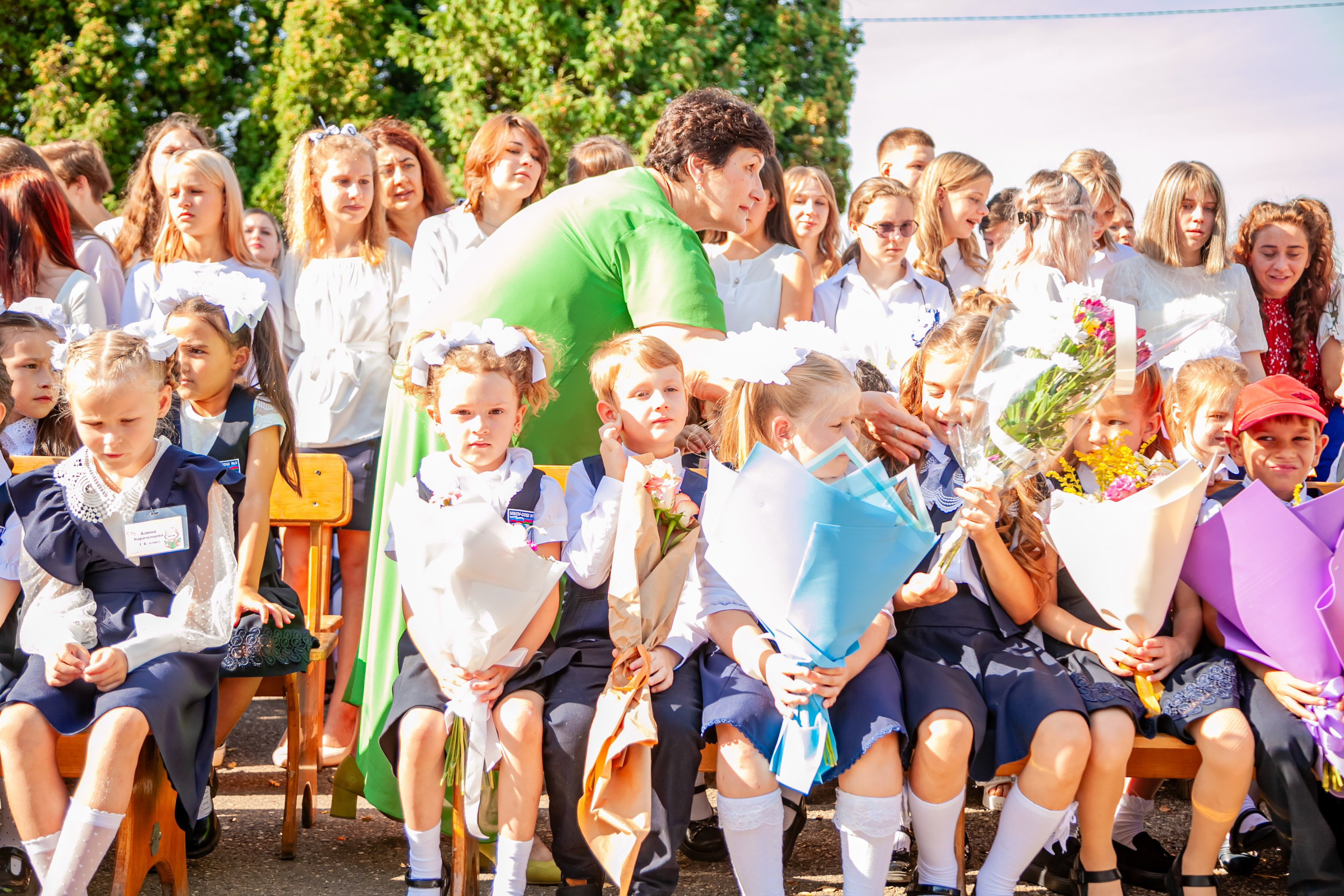 1 сентября линейка. Свадебный и семейный фотограф в Армавире