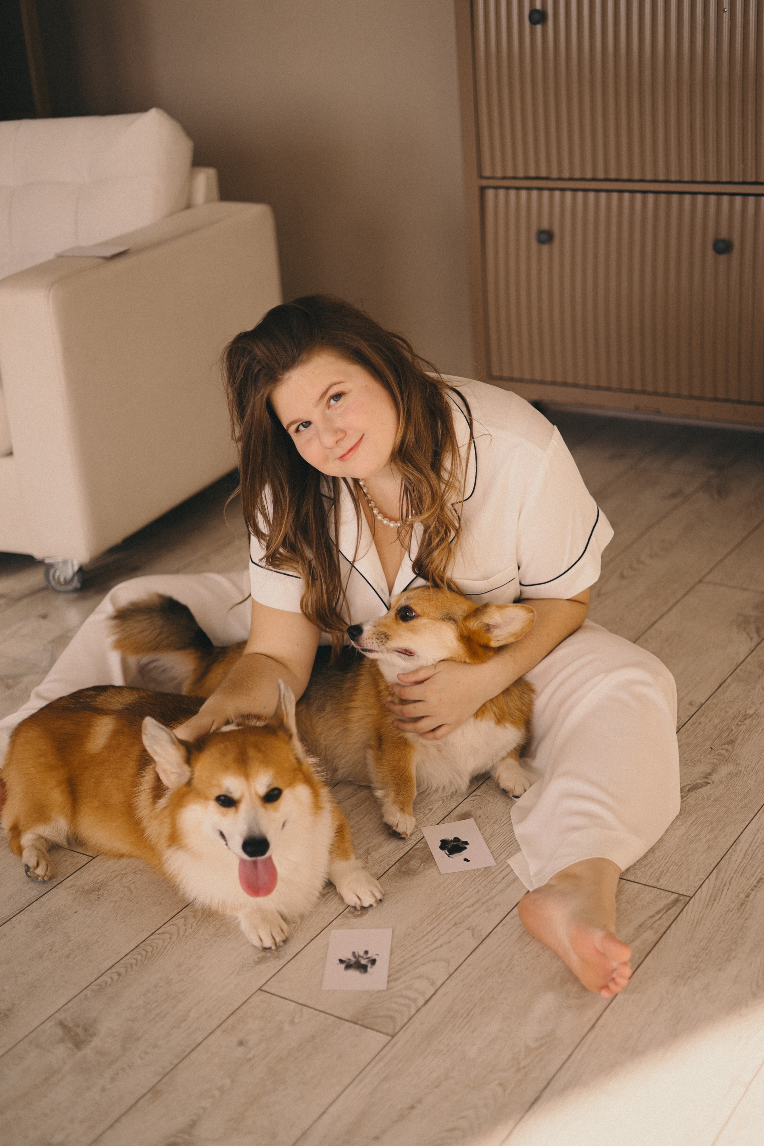 Виктория и Корги. Фотограф Мария Лаенко