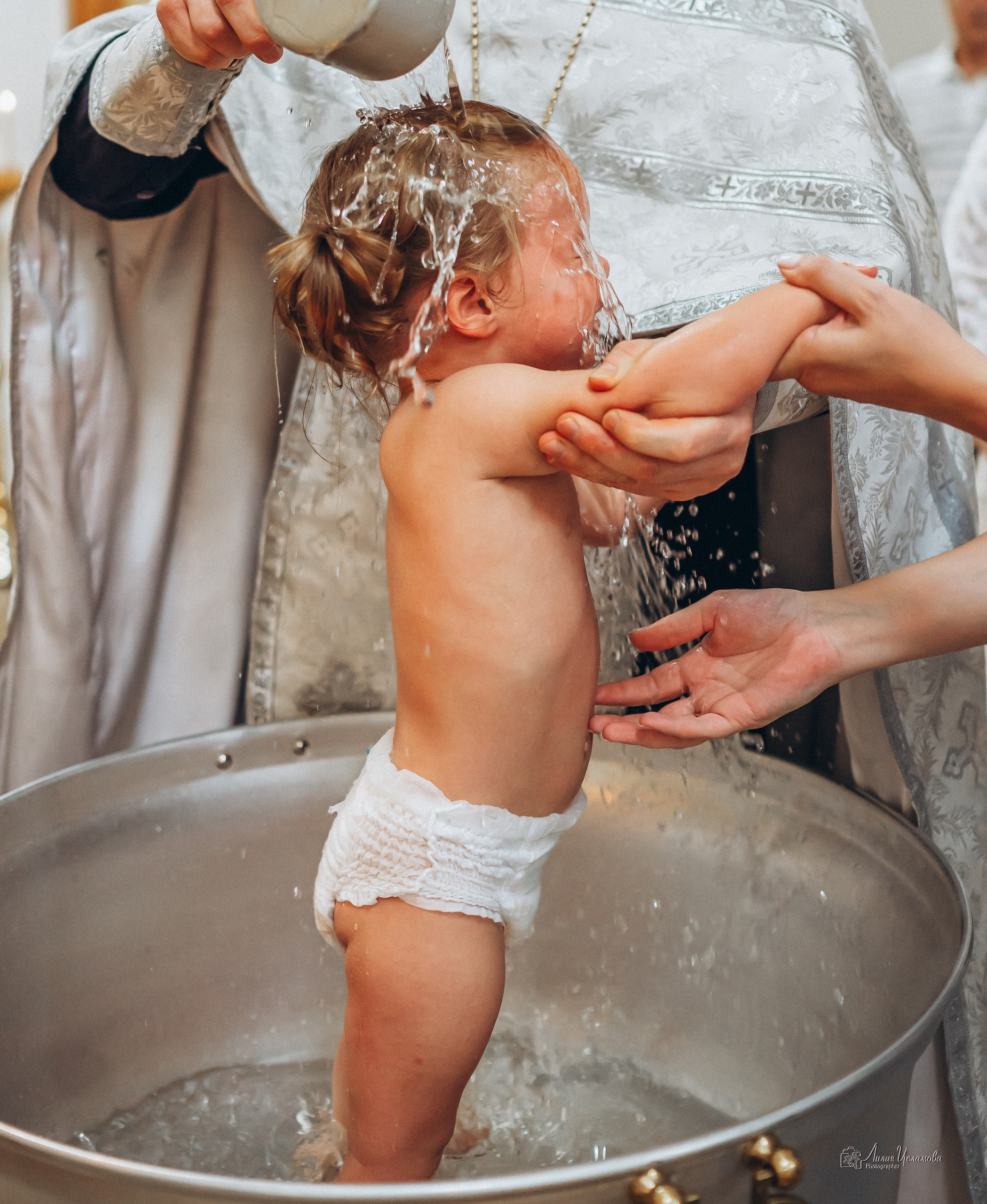 Таинство крещения. Фотограф Исламова Лилия, Смоленск