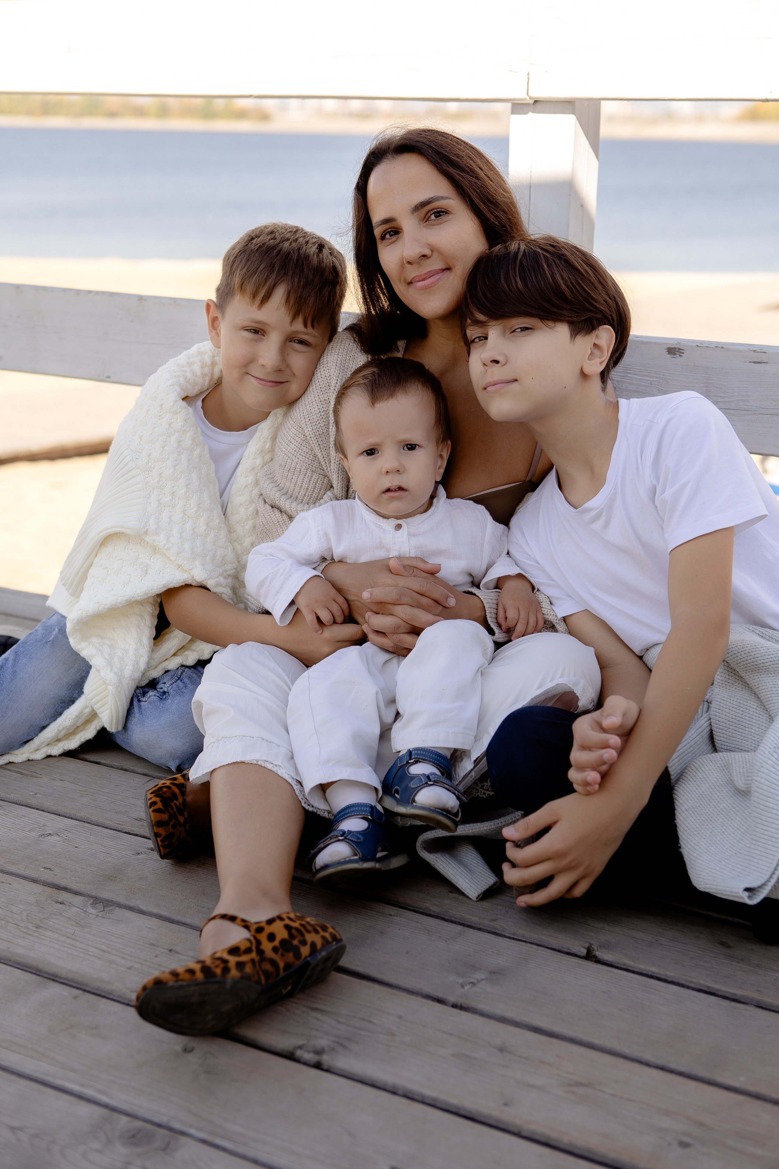 Ляйсан с мальчишками. Фотограф в Казани.Снимаю индивидуальные портреты, love story и свадьбы