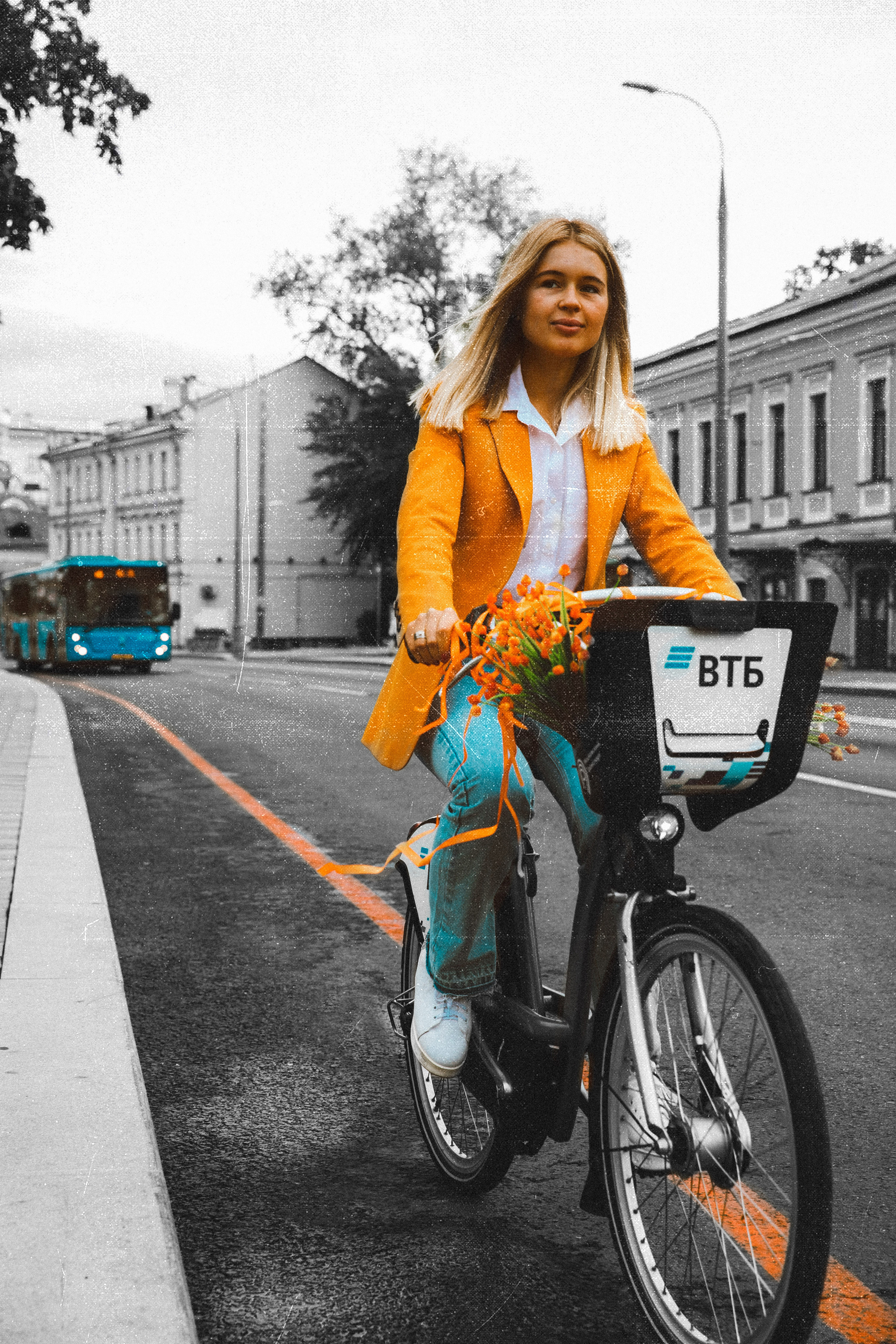 Велополосы ЦОДД. ФОТОГРАФ МОСКВА