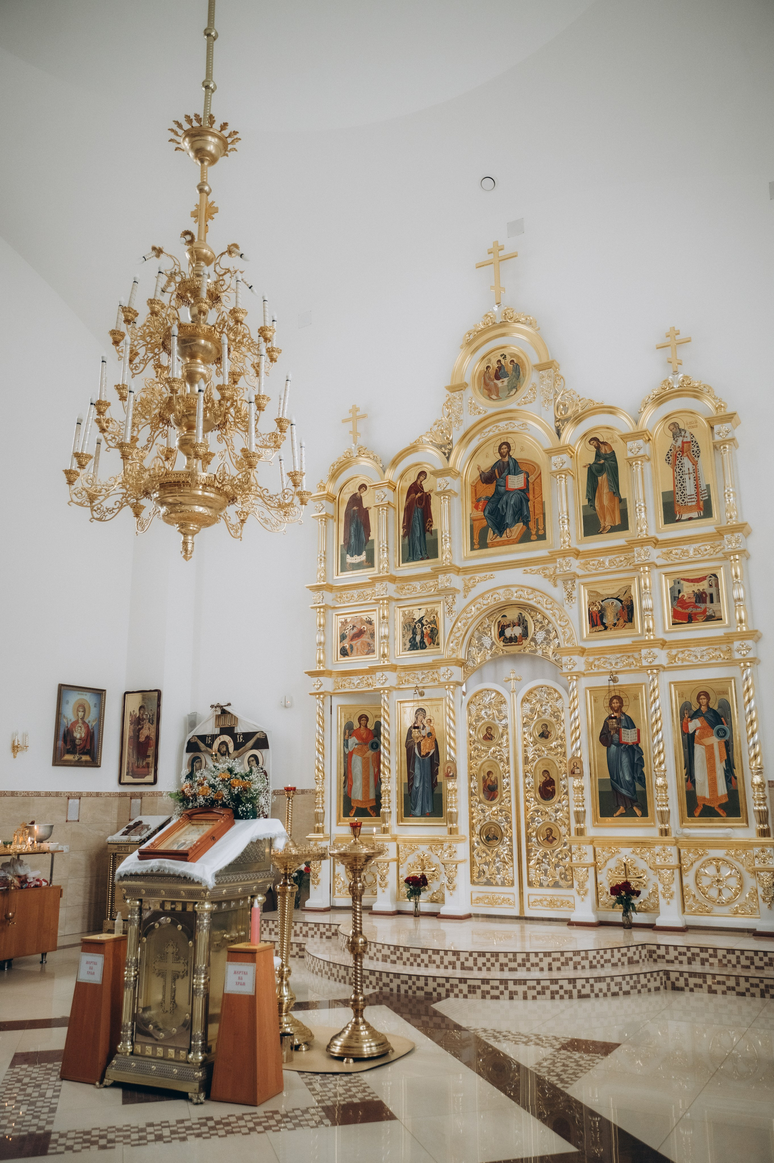 Крещение Корнелии (ХРАМ СВЯТИТЕЛЯ ЛУКИ КРЫМСКОГО). Семейный фотограф в Минске Дарья Дреко