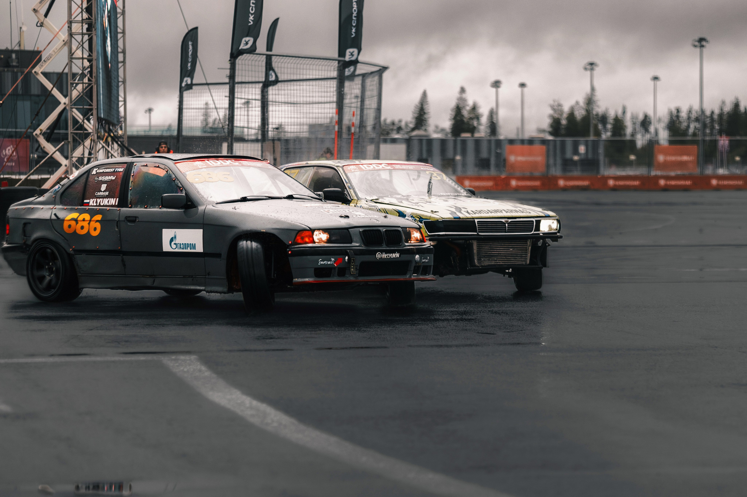 IDDC Этап 2: Бетонный Колизей и блогеры в деле