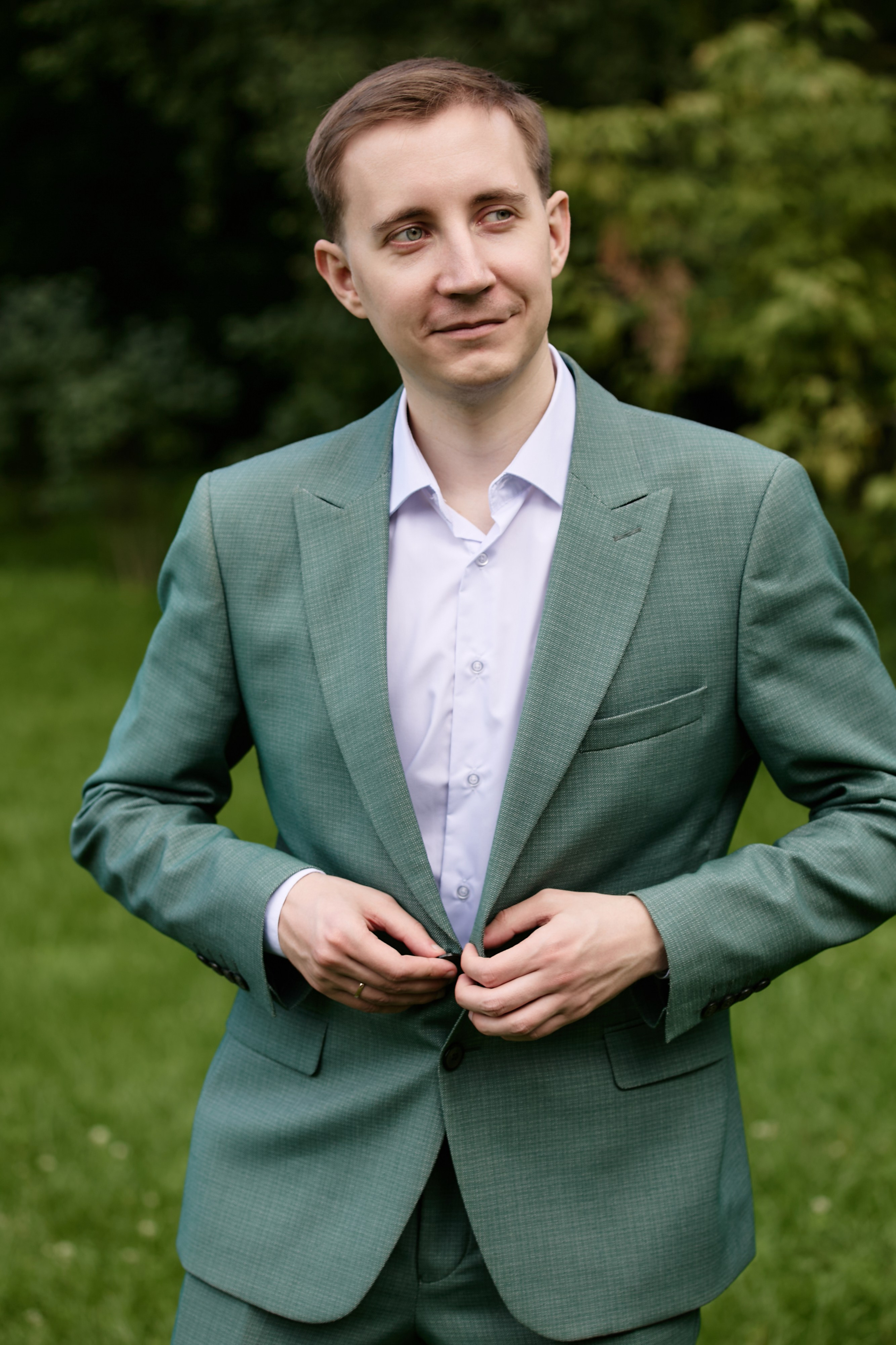 Анонс, свадебная съёмка Александра и Анастасии. Роспить — дворец каря Алексея Михайловича в парке Коломенское, прогулка Коломенское. Фотограф и свадебный фотограф в Москве